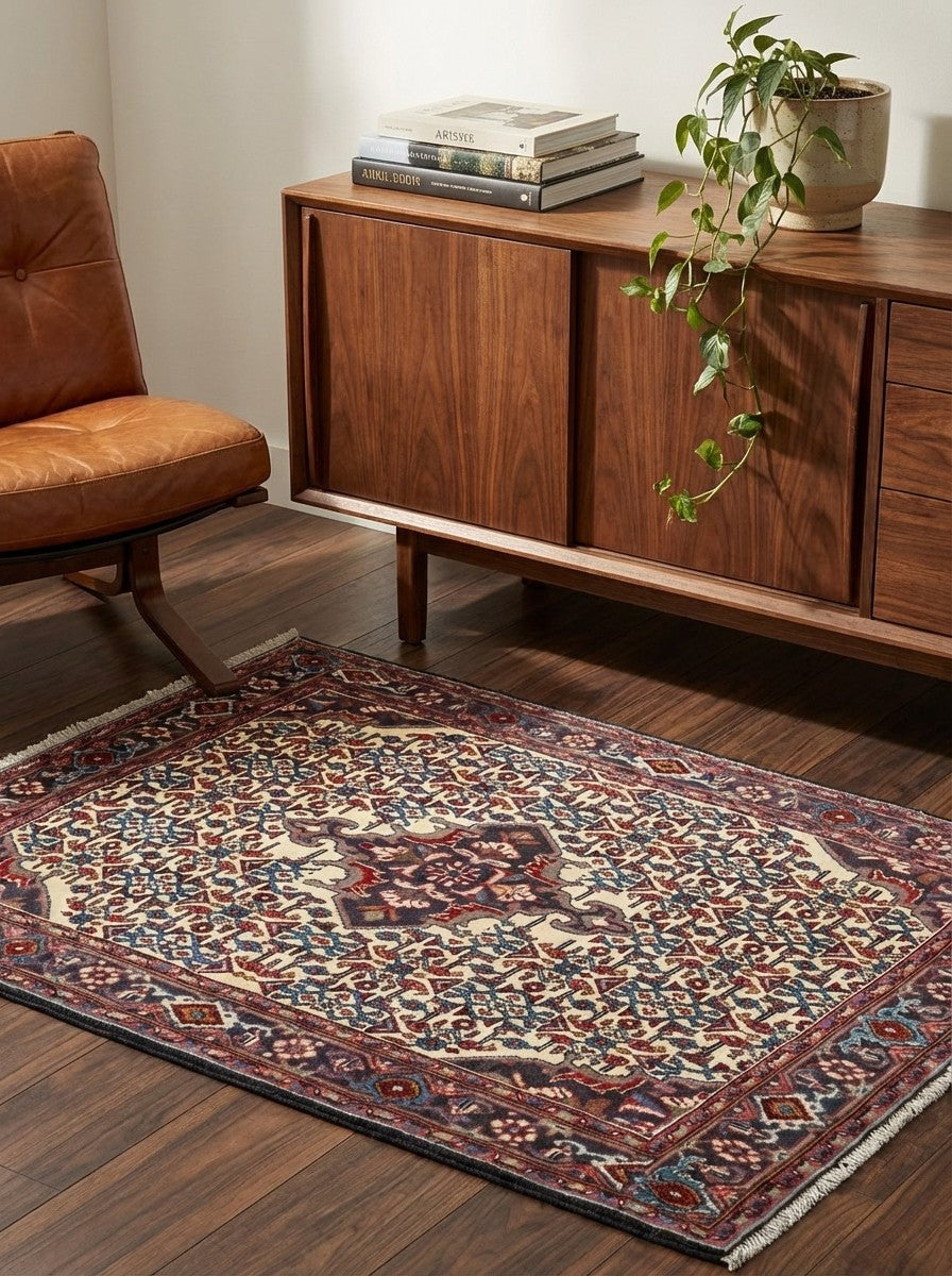 Heritage — Hand-knotted, 101x149 cm, Beige, 100% Virgin Wool | Back view