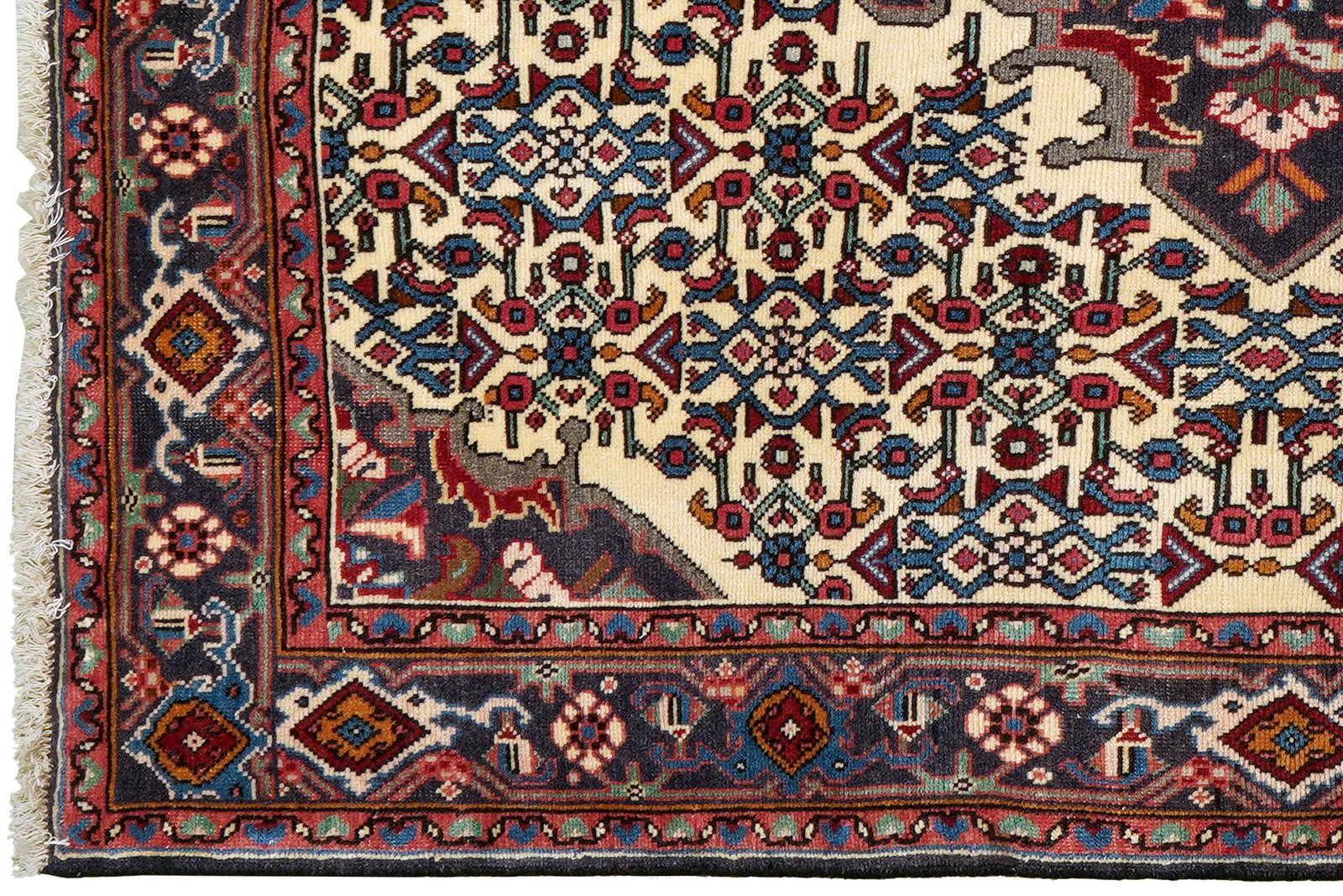 Heritage — Hand-knotted, 101x149 cm, Beige, 100% Virgin Wool | View 3