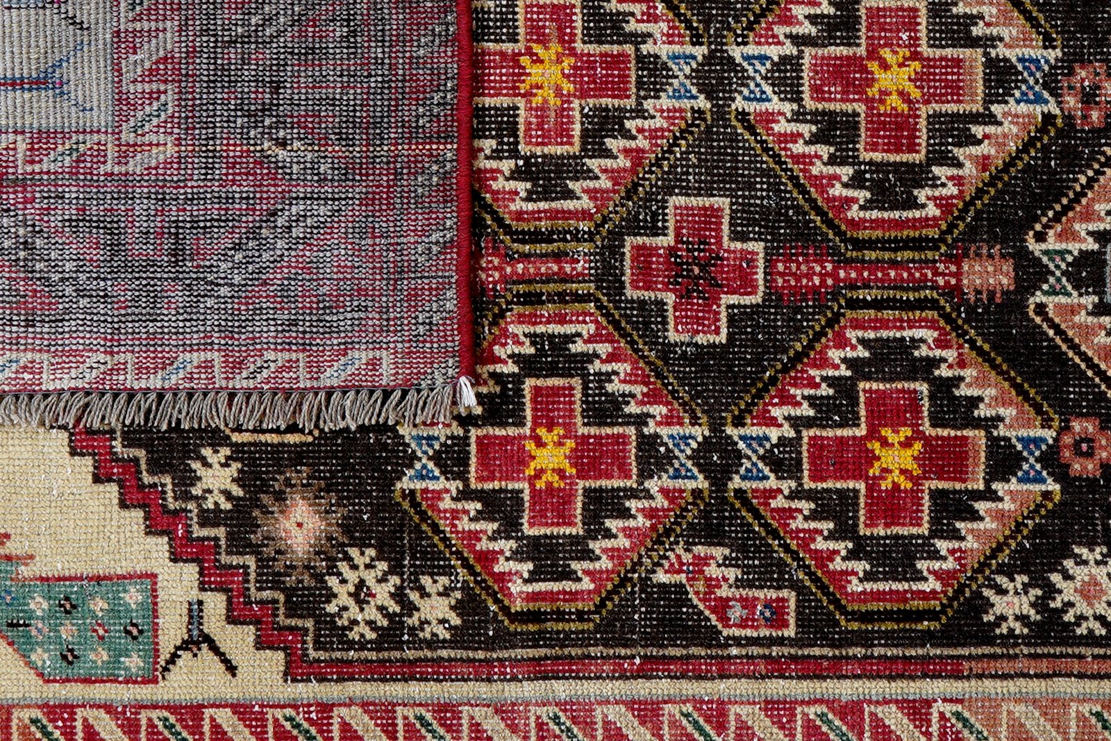 Heritage — Hand-knotted, 104x158 cm, Beige, 100% Virgin Wool | View 7