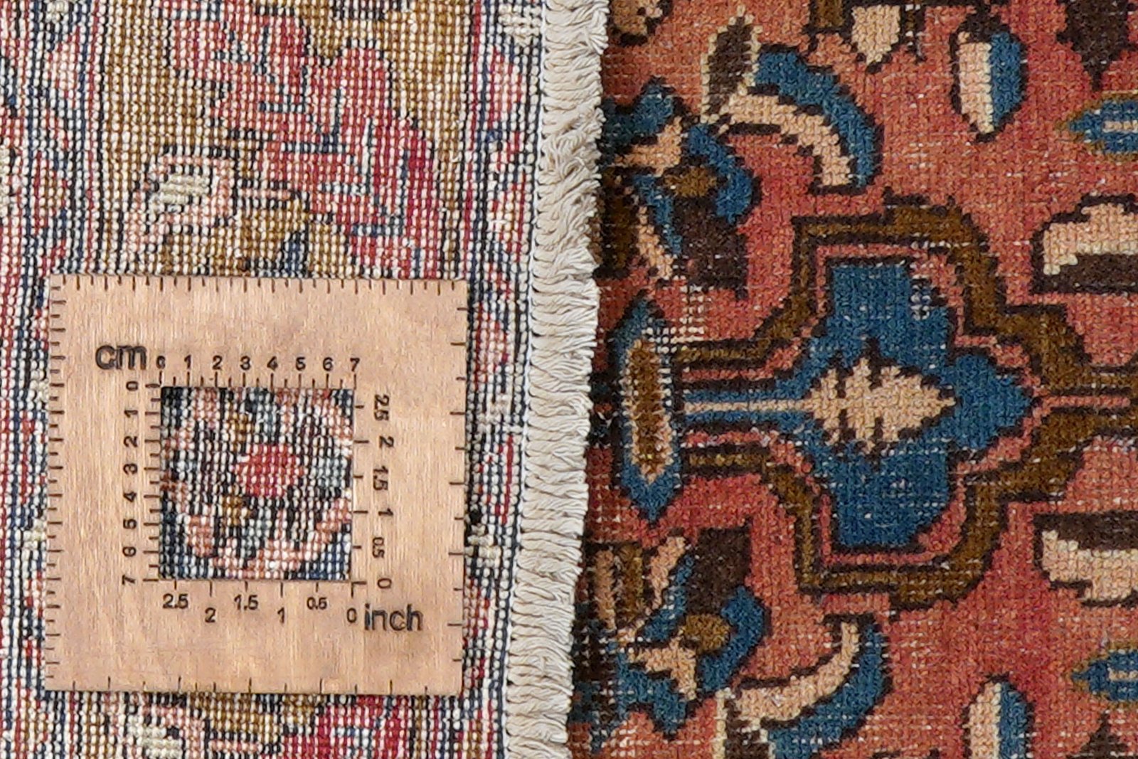 Heritage — Hand-knotted, 115x173 cm, Red, 100% Virgin Wool | View 8