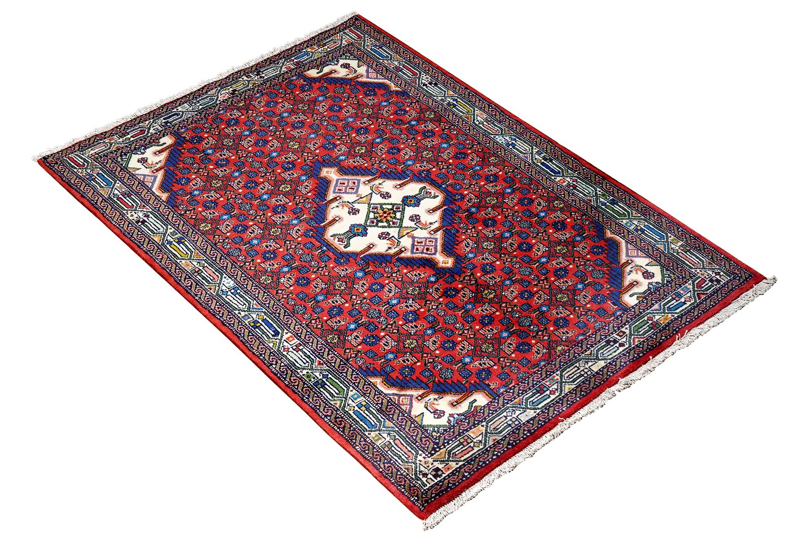 Assadabad — Hand-knotted, 106x152 cm, Red, 100% Virgin Wool | View 4