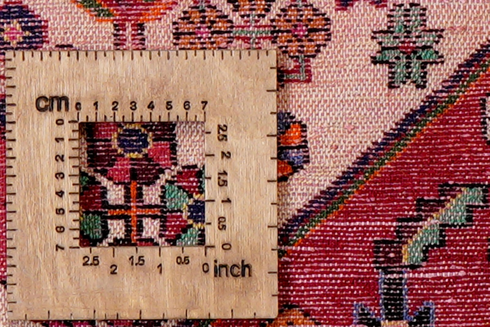 Saveh — Hand-knotted, 103x144 cm, Multicolor, 100% Virgin Wool | View 8