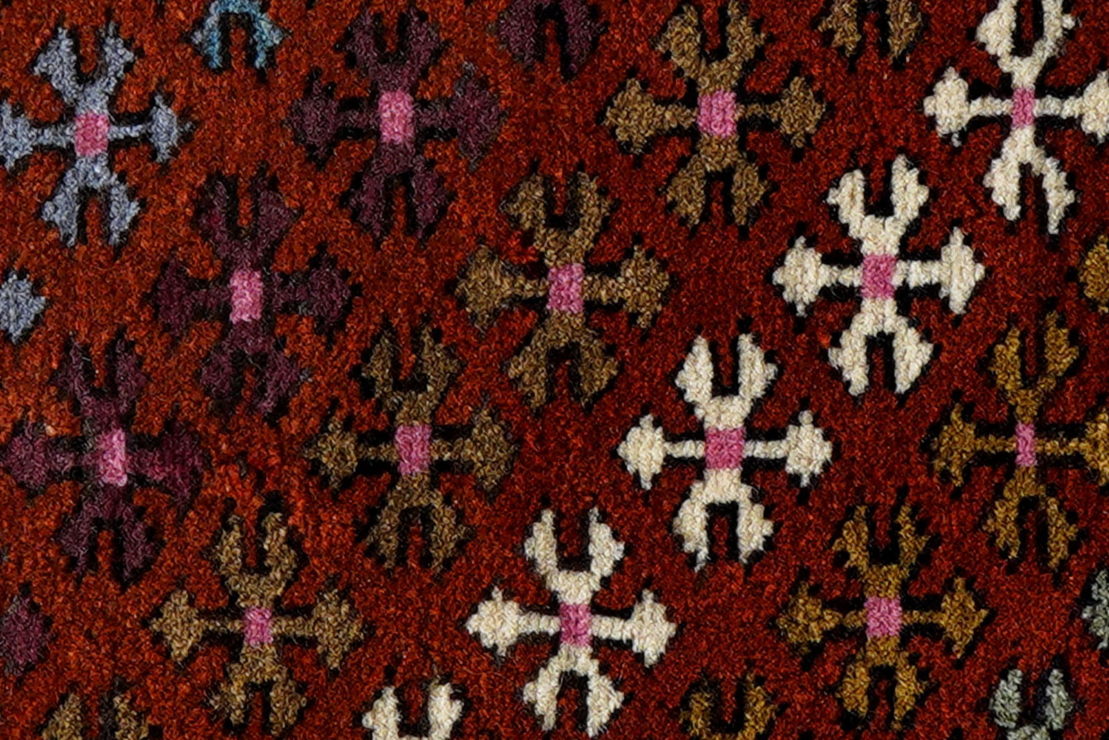 Namakdan — Handgefertigt, 47x53 cm, Beige, 100% Virgin Wool | View 4
