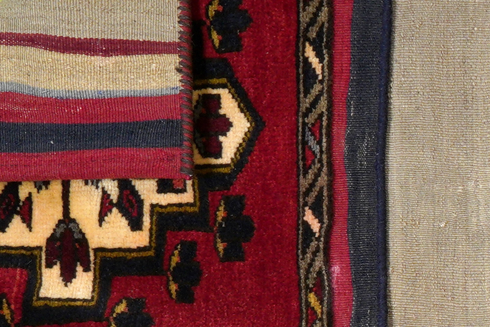 Khorjin — Handgefertigt, 123x53 cm, Bunt, 100% Virgin Wool | View 7