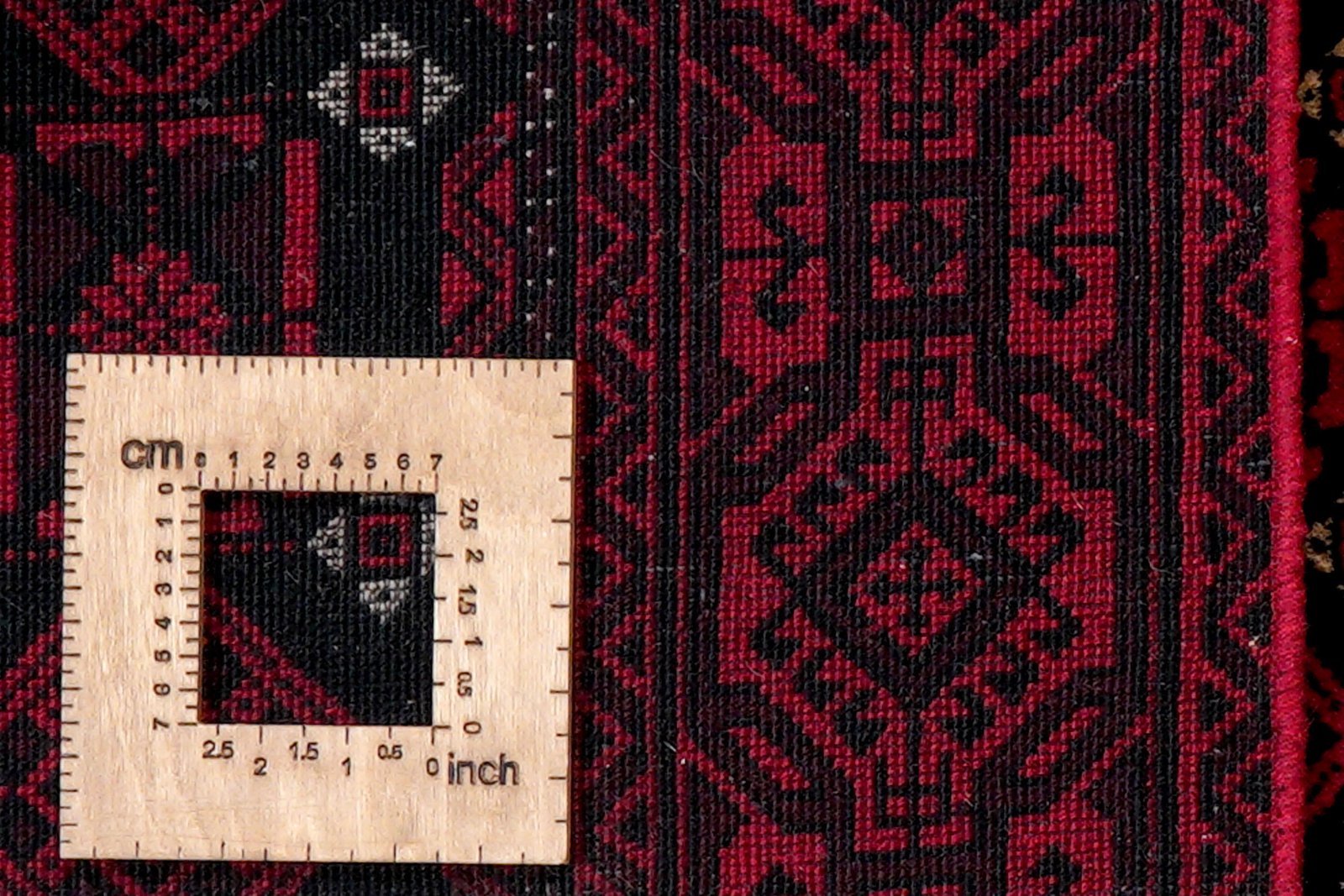 Belutch — Hand-knotted, 118x197 cm, Black, 100% Virgin Wool | View 8