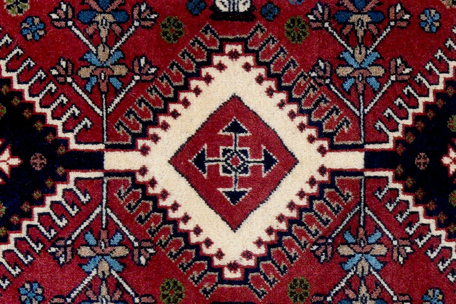 Yalameh — Hand-knotted, 83x127 cm, Red, 100% Virgin Wool | View 6