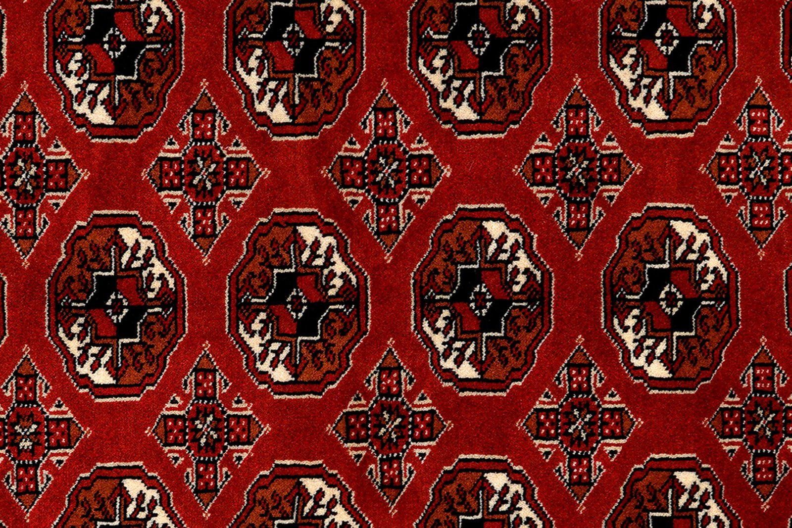 Turkman — Hand-knotted, 132x193 cm, Red, 100% Virgin Wool | View 6