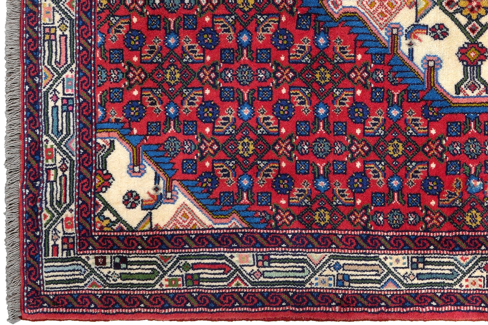Assadabad — Hand-knotted, 107x154 cm, Red, 100% Virgin Wool | View 3
