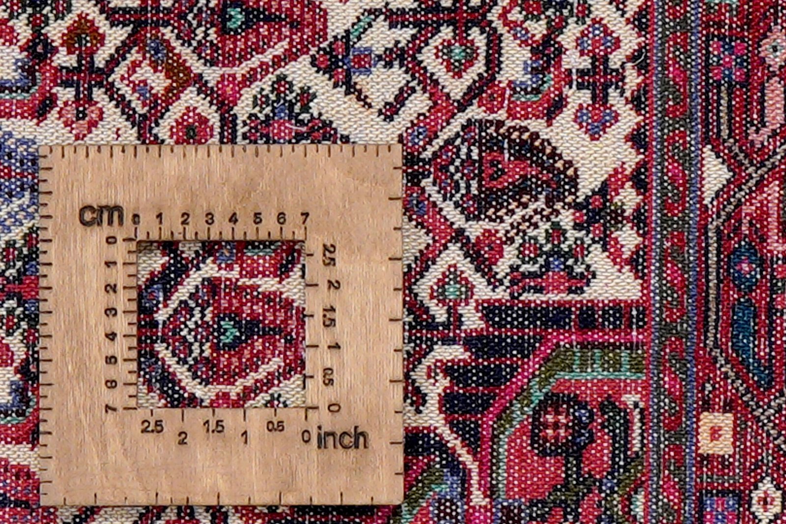 Assadabad — Hand-knotted, 82x196 cm, Beige, 100% Virgin Wool | View 8