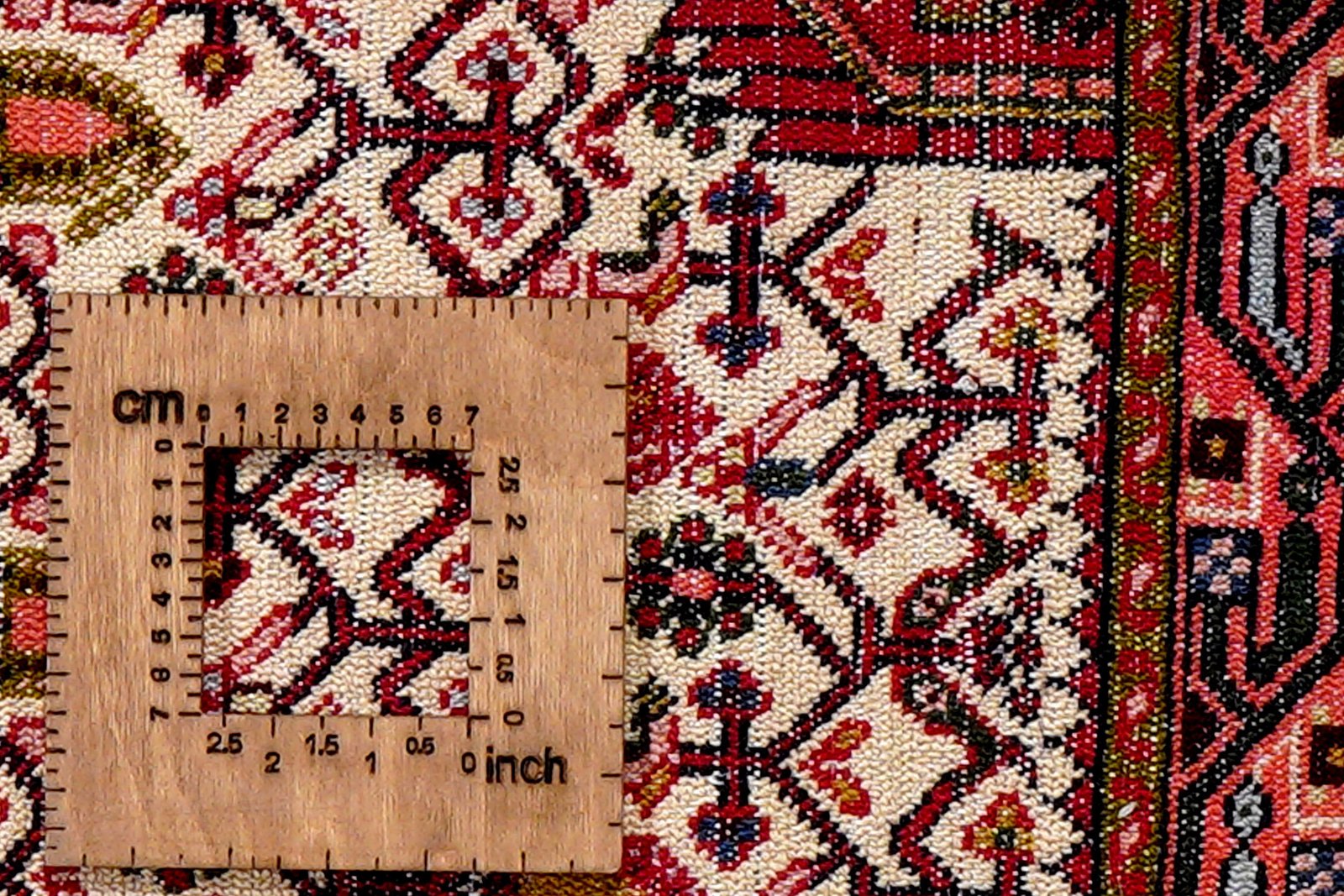 Assadabad — Hand-knotted, 80x192 cm, Beige, 100% Virgin Wool | View 8
