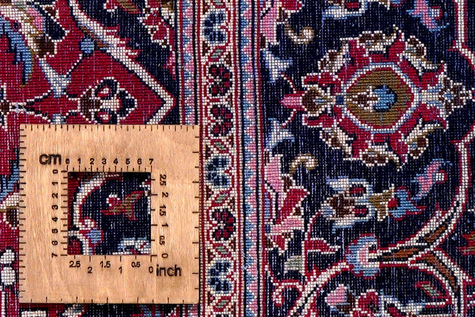 Ardakan — Hand-knotted, 204x284 cm, Red, 100% Virgin Wool | View 8