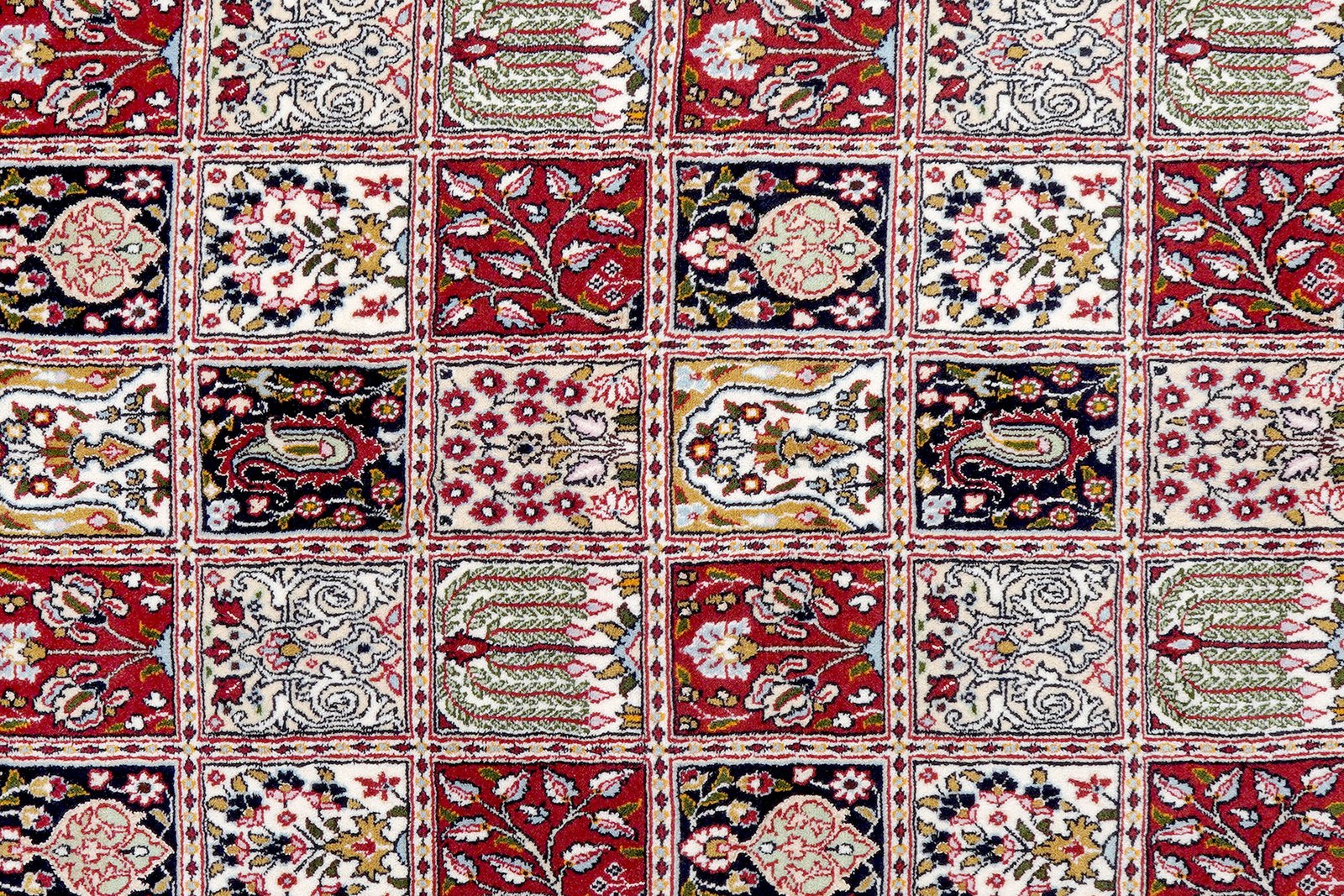 Moud Felder — Hand-knotted, 194x292 cm, Multicolor, 100% Virgin Wool | View 6