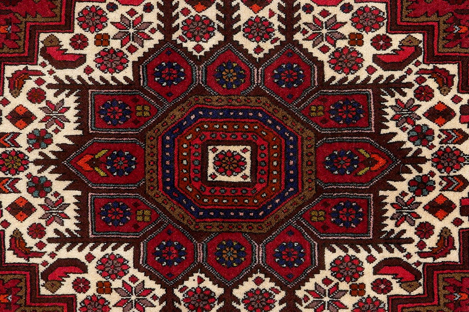 Goltuk — Hand-knotted, 123x204 cm, Red, 100% Virgin Wool | View 6