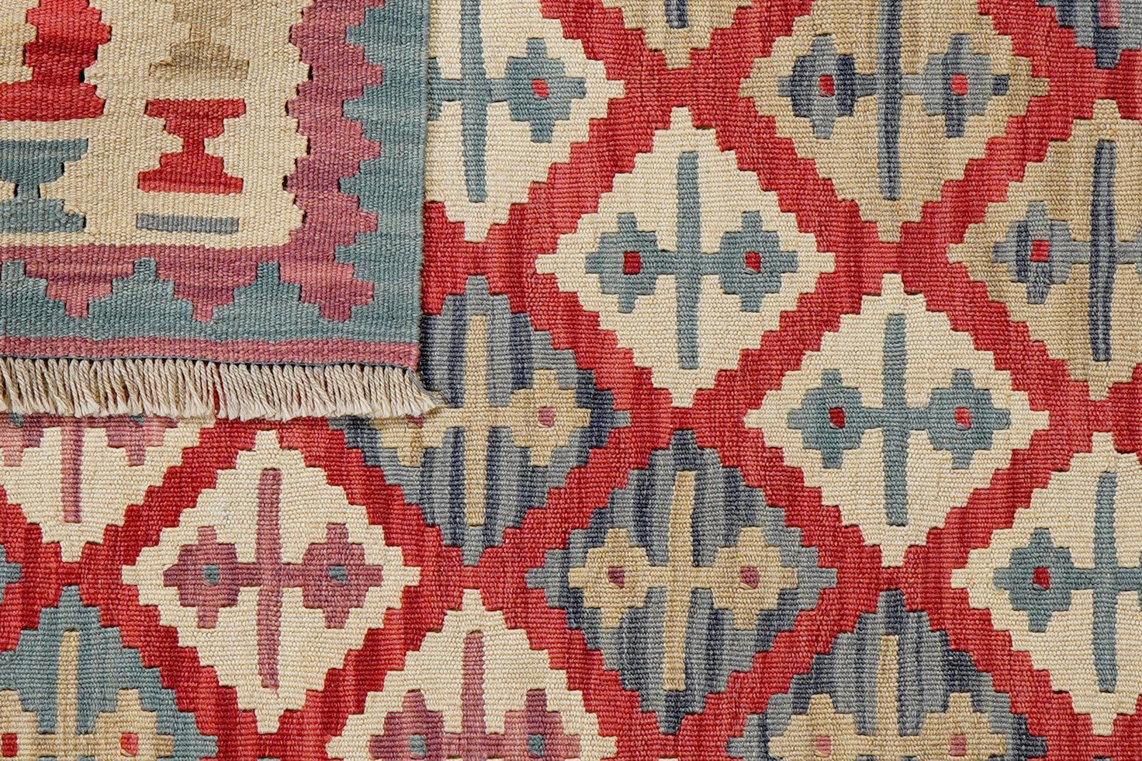 Kelim Gashgai — Handmade, 105x149 cm, Red, 100% Virgin Wool | View 6