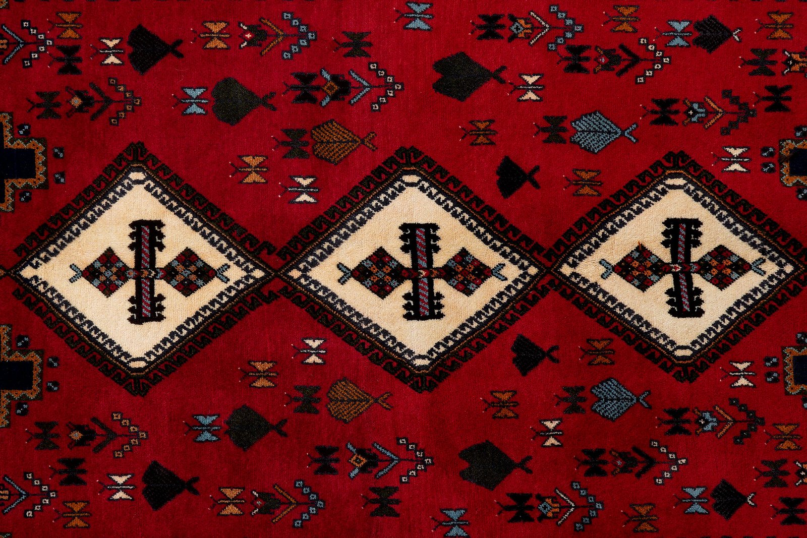 Afshar — Hand-knotted, 163x234 cm, Red, 100% Virgin Wool | View 6