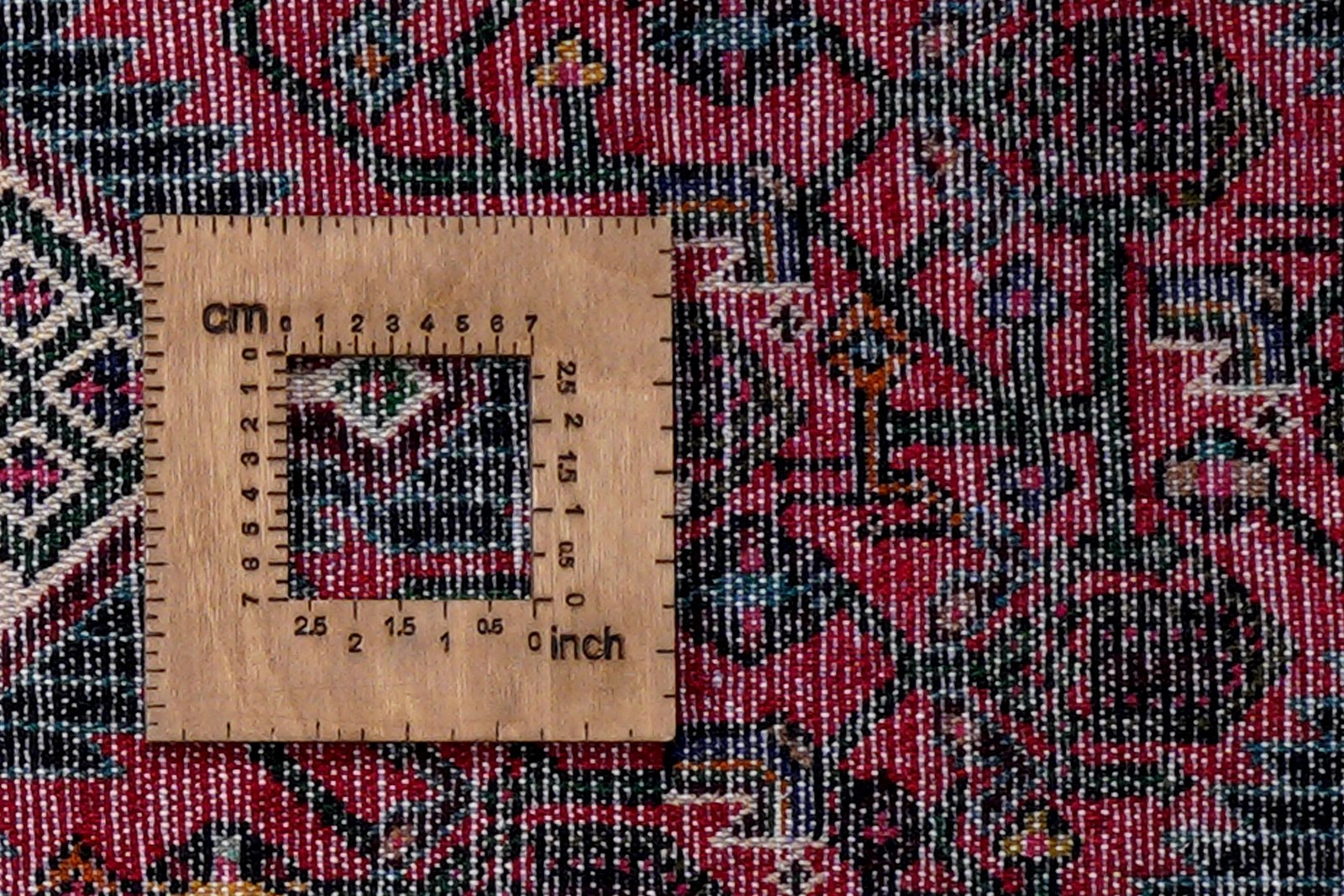 Assadabad — Hand-knotted, 84x301 cm, Red, 100% Virgin Wool | View 8