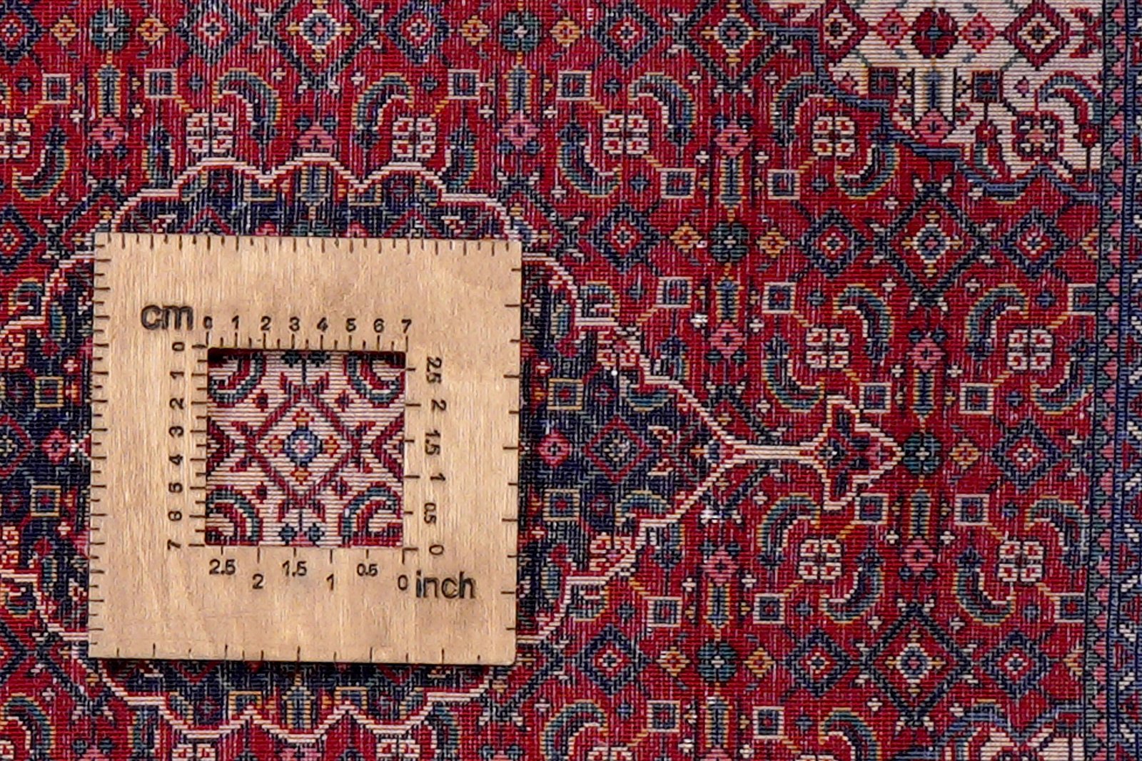 Sarough — Hand-knotted, 66x78 cm, Red, 100% Virgin Wool | View 8