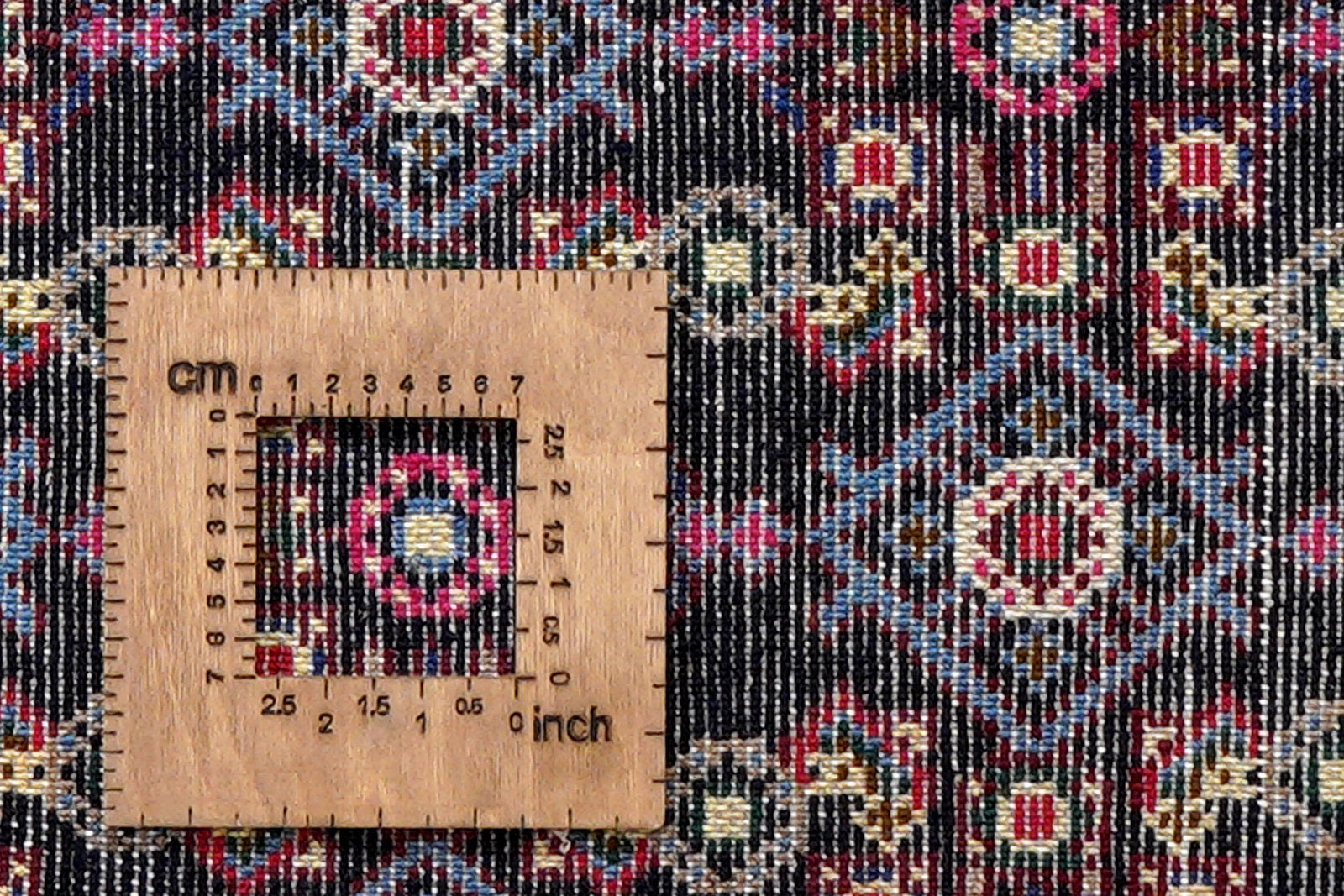 Hamadan — Handgefertigt, 89x58 cm, Rot, 100% Virgin Wool | View 9