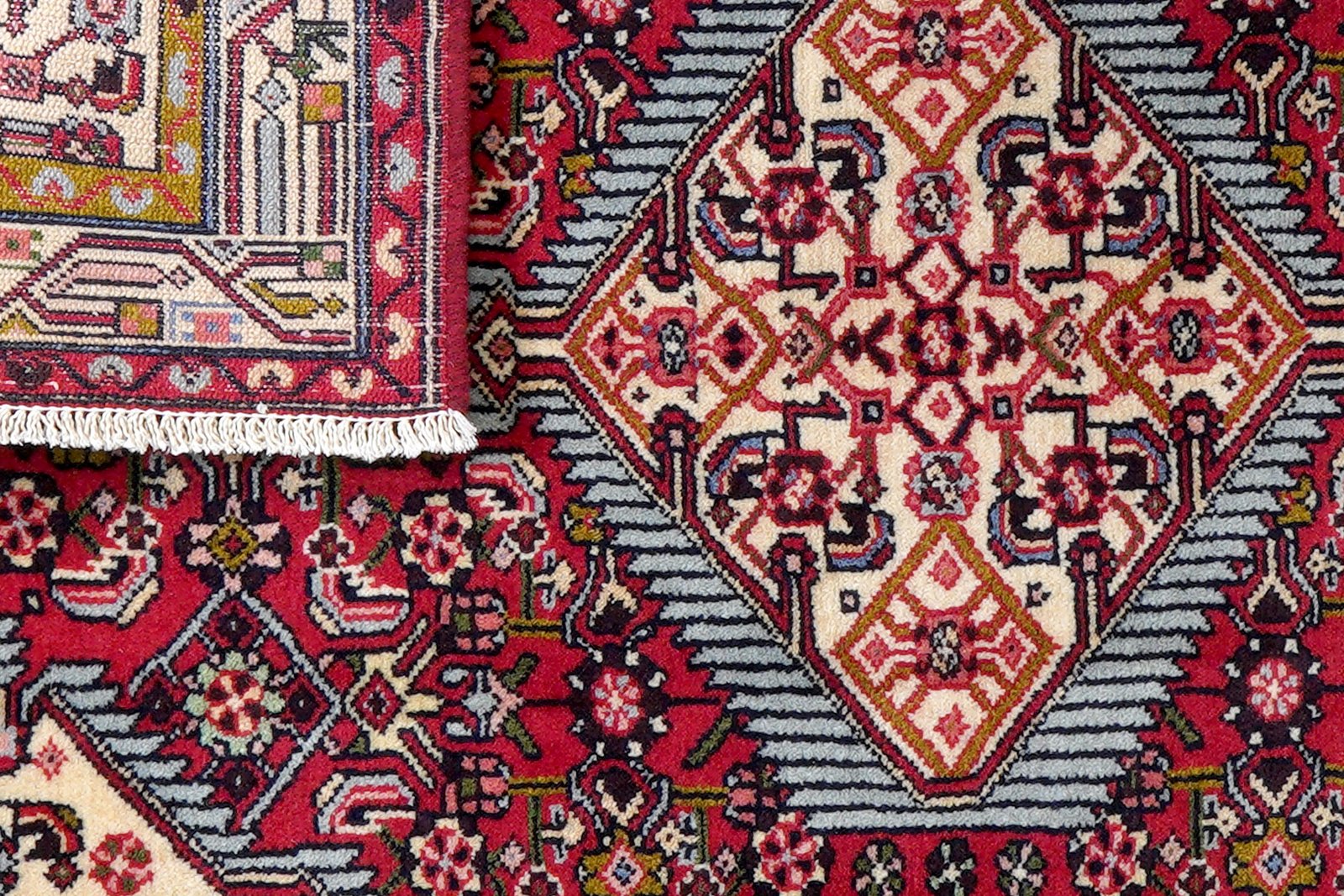 Assadabad — Hand-knotted, 73x118 cm, Red, 100% Virgin Wool | View 7