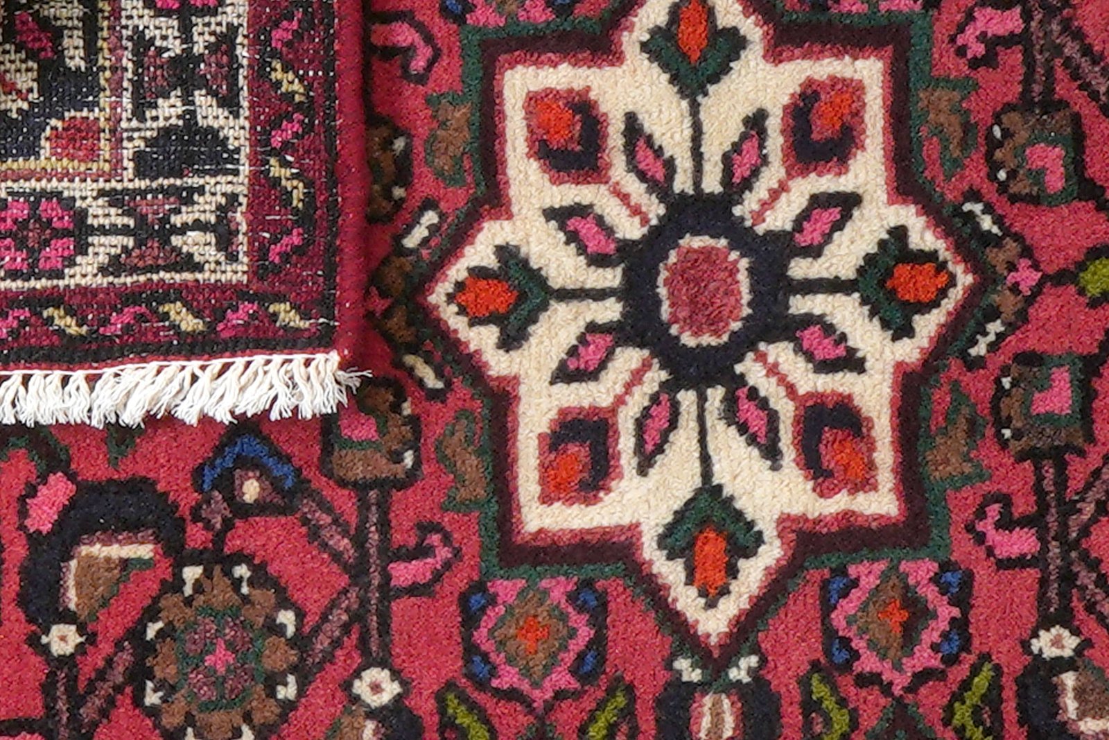 Hosseinabad — Hand-knotted, 64x94 cm, Red, 100% Virgin Wool | View 7
