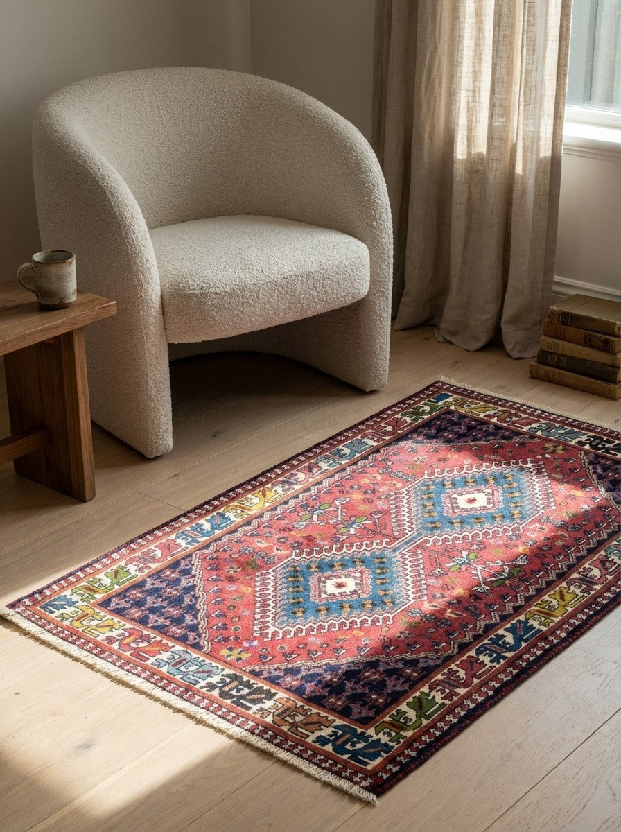 Yalameh — Hand-knotted, 81x128 cm, Multicolor, 100% Virgin Wool | Detail view