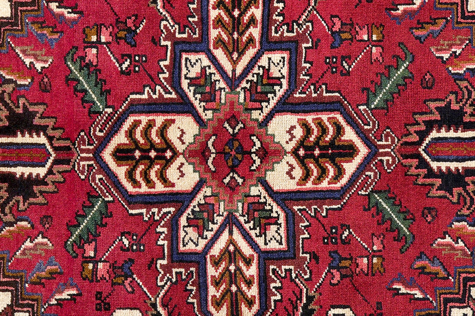 Mehrewan — Hand-knotted, 154x200 cm, Red, 100% Virgin Wool | View 6