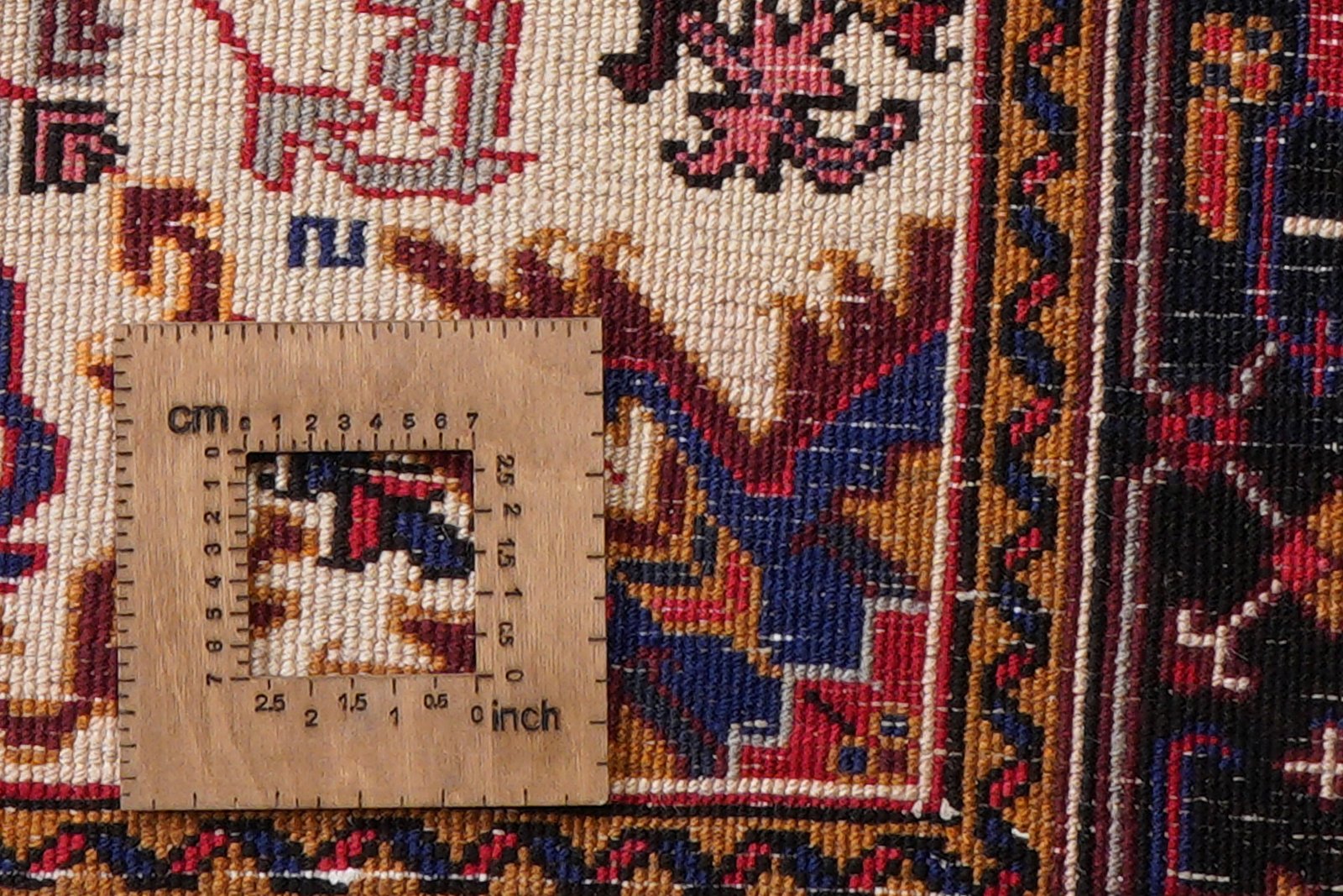 Mehrewan — Hand-knotted, 152x199 cm, Red, 100% Virgin Wool | View 8