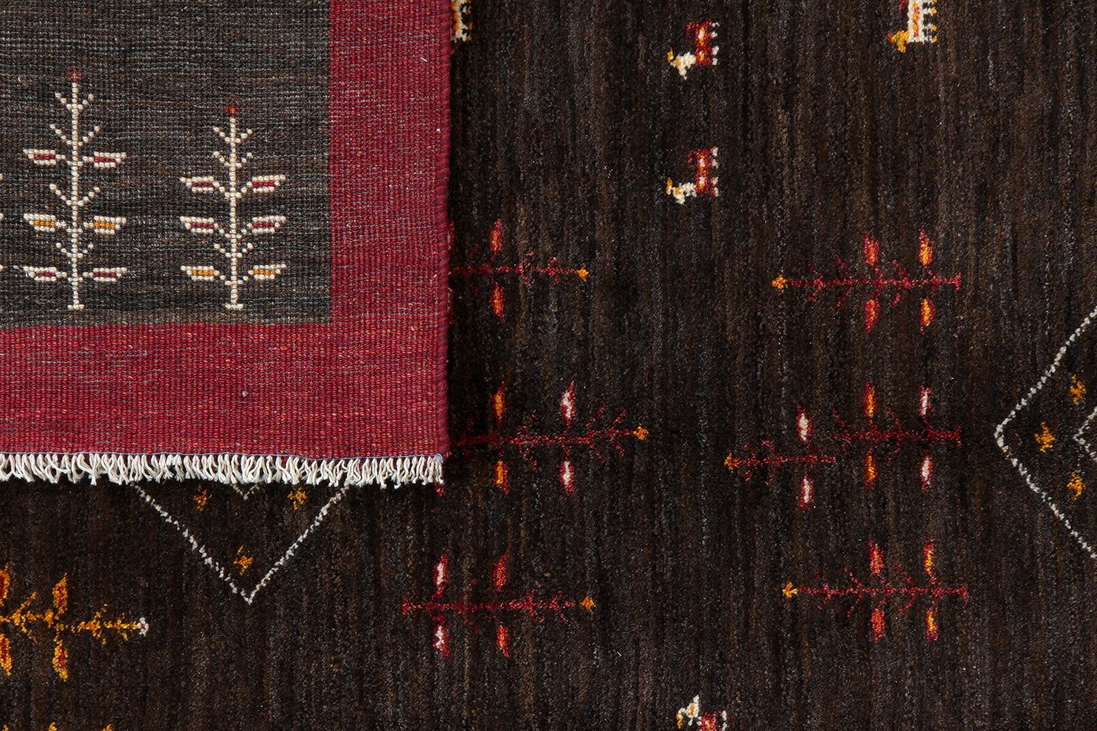 Gabbeh Sonnat — Hand-knotted, 151x199 cm, Black, 100% Virgin Wool | View 7