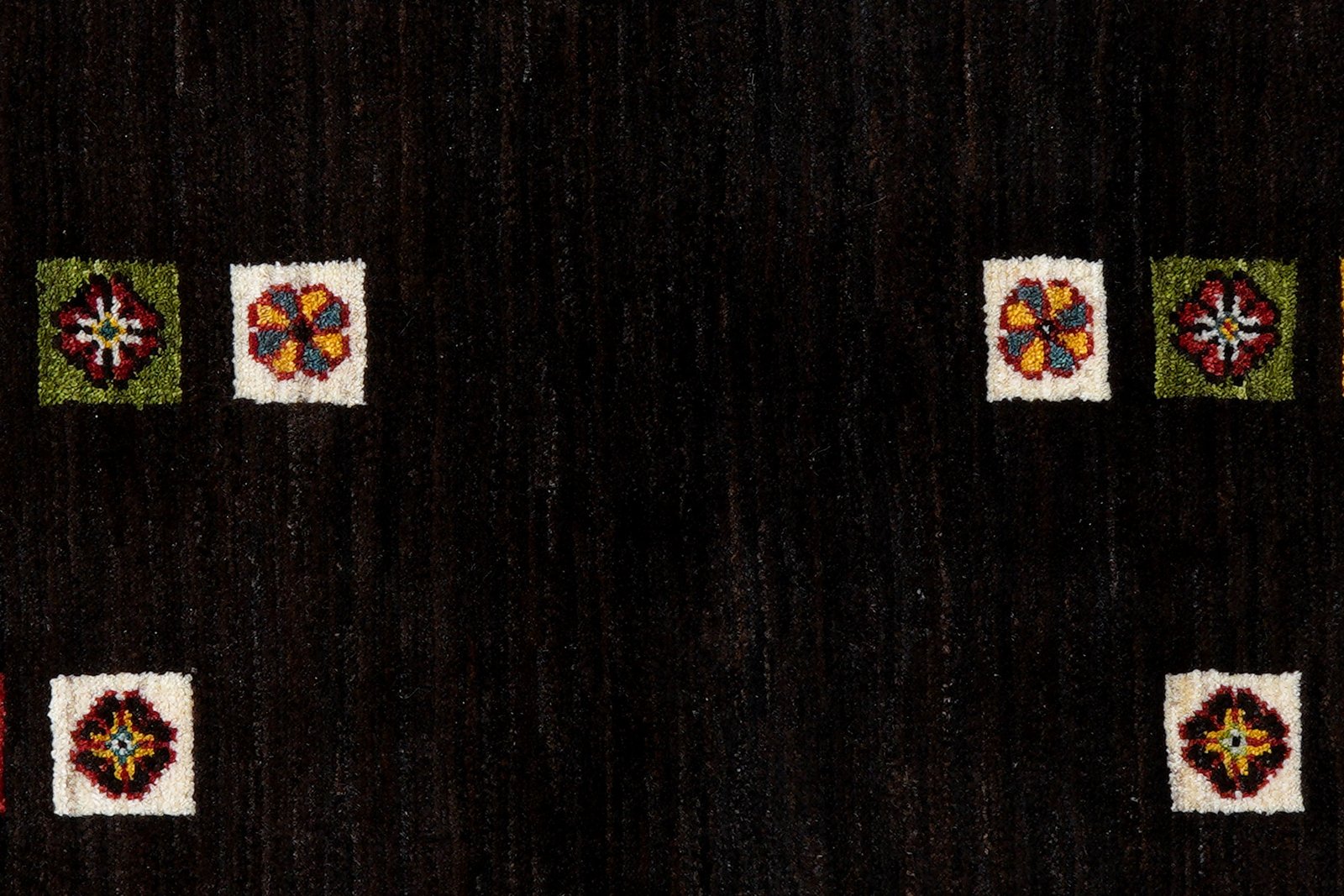 Rizbaf — Hand-knotted, 119x184 cm, Black, 100% Virgin Wool | View 6
