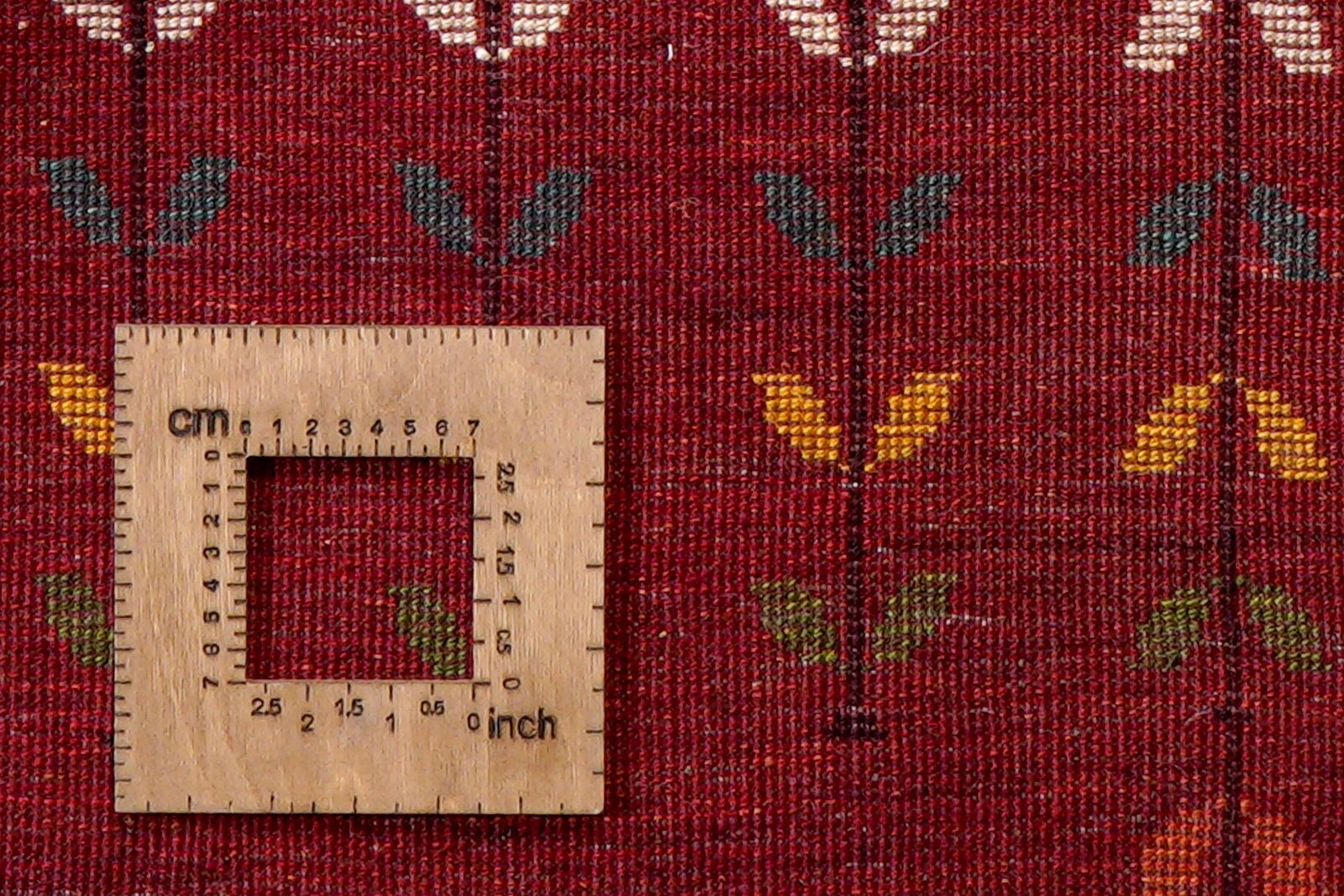 Rizbaf — Hand-knotted, 125x175 cm, Red, 100% Virgin Wool | View 8
