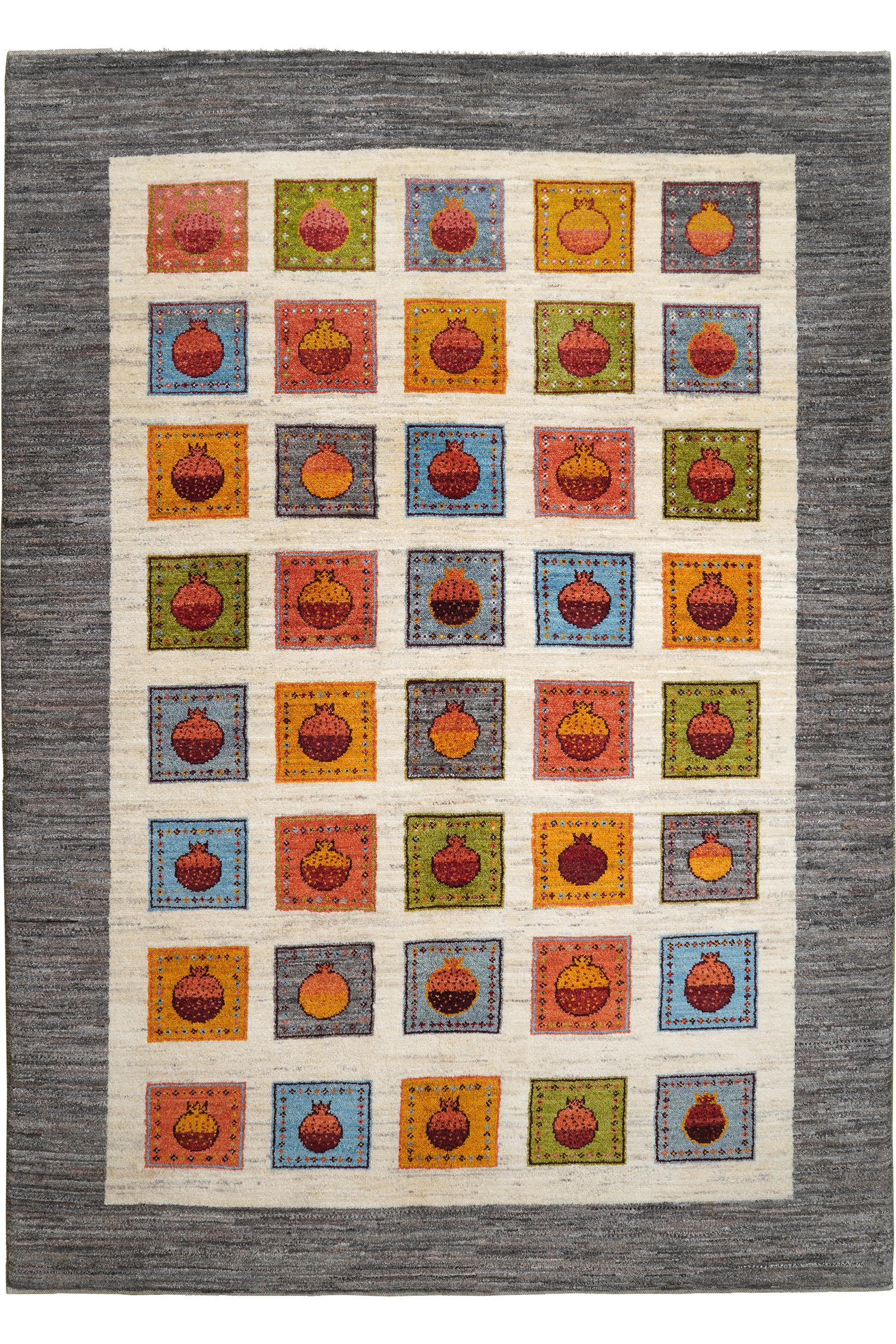 Rizbaf — Handgefertigt, 239x170 cm, Beige, 100% Virgin Wool | Main view