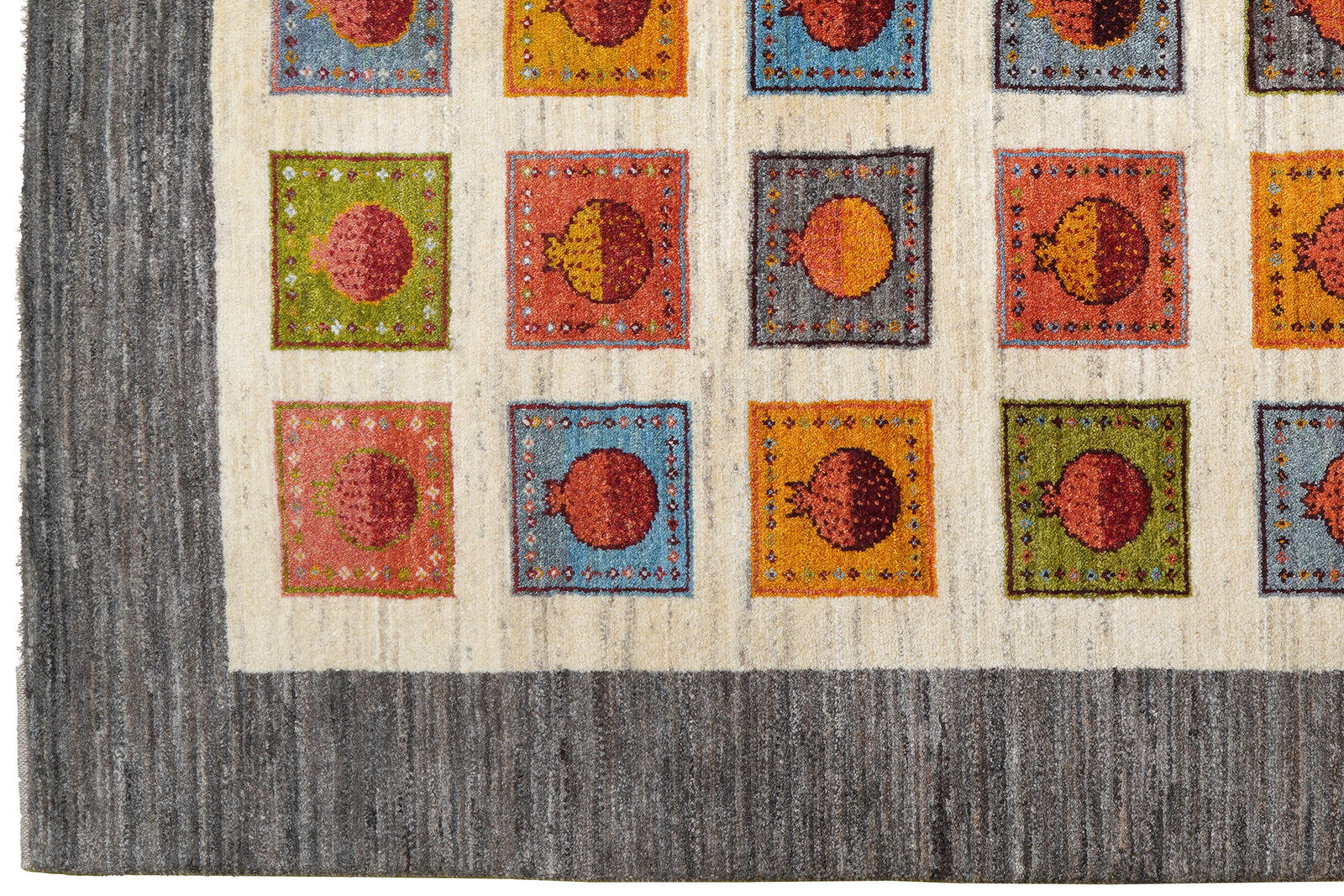 Rizbaf — Handgefertigt, 239x170 cm, Beige, 100% Virgin Wool | View 4