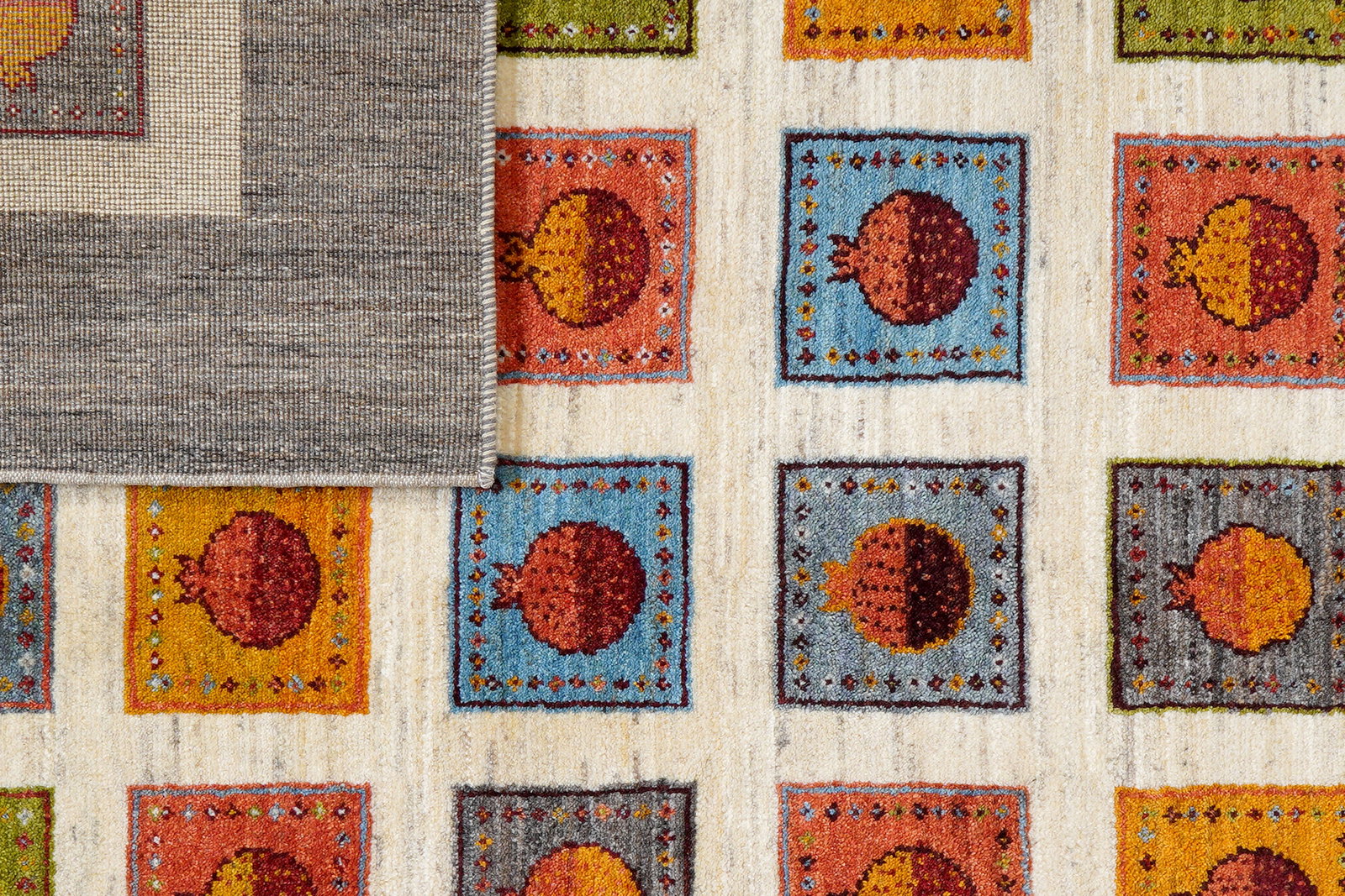 Rizbaf — Handgefertigt, 239x170 cm, Beige, 100% Virgin Wool | View 8