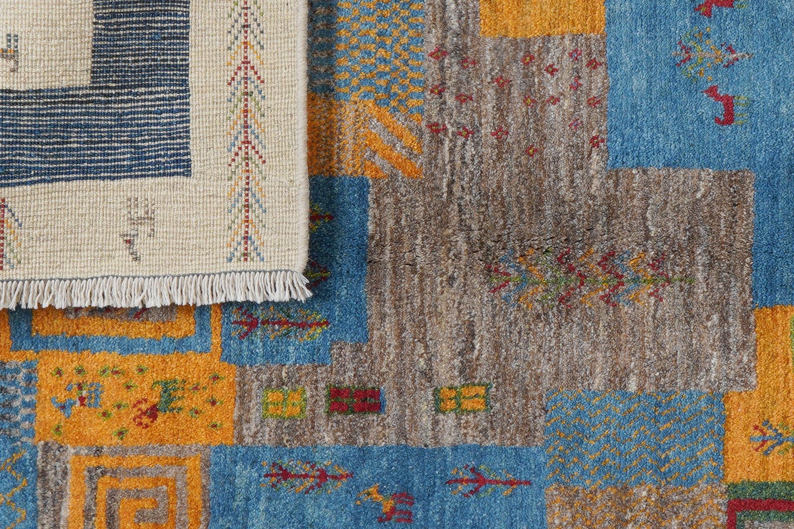 Gabbeh Sonnat — Hand-knotted, 122x178 cm, Multicolor, 100% Virgin Wool | View 7