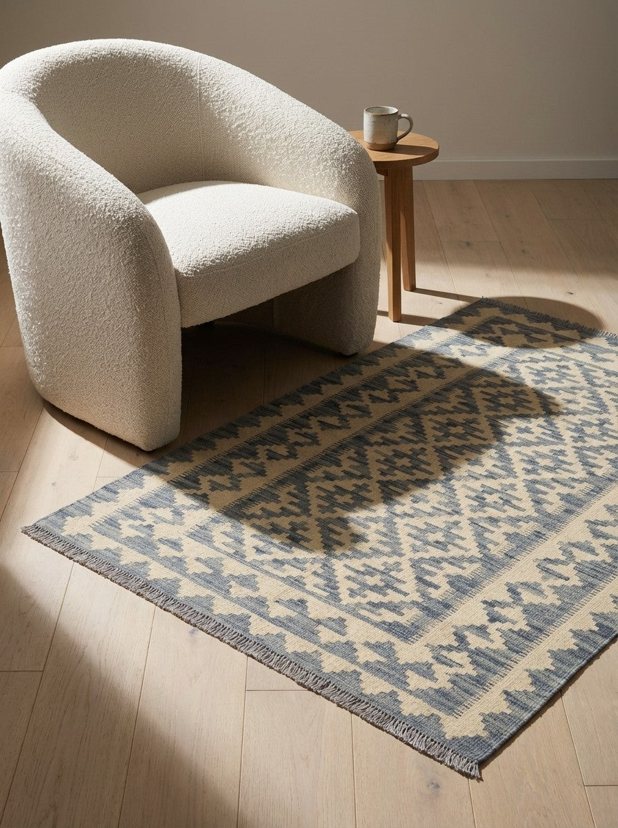 Kelim Gashgai — Handmade, 100x156 cm, Beige, 100% Virgin Wool | Detail view
