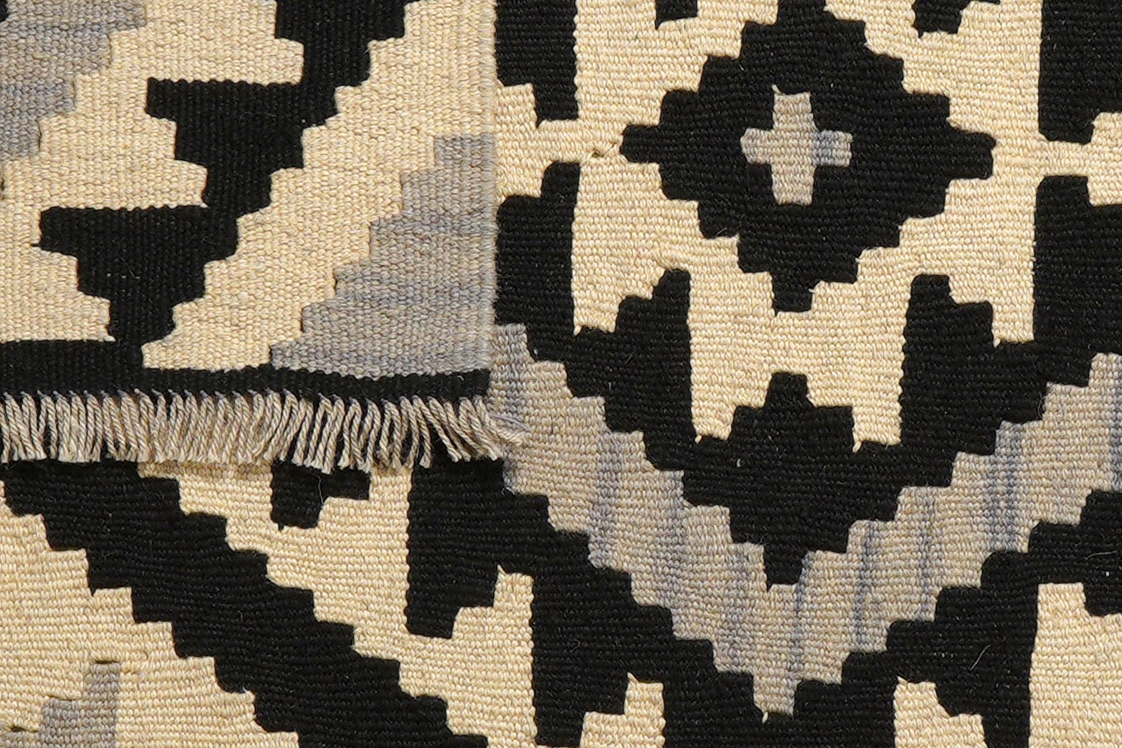 Kelim Gashgai — Handmade, 99x148 cm, Beige, 100% Virgin Wool | View 6