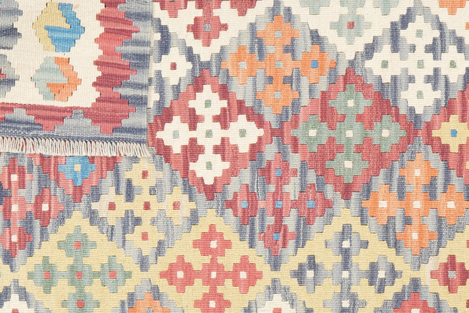 Kelim Gashgai — Handmade, 124x176 cm, Beige, 100% Virgin Wool | View 6