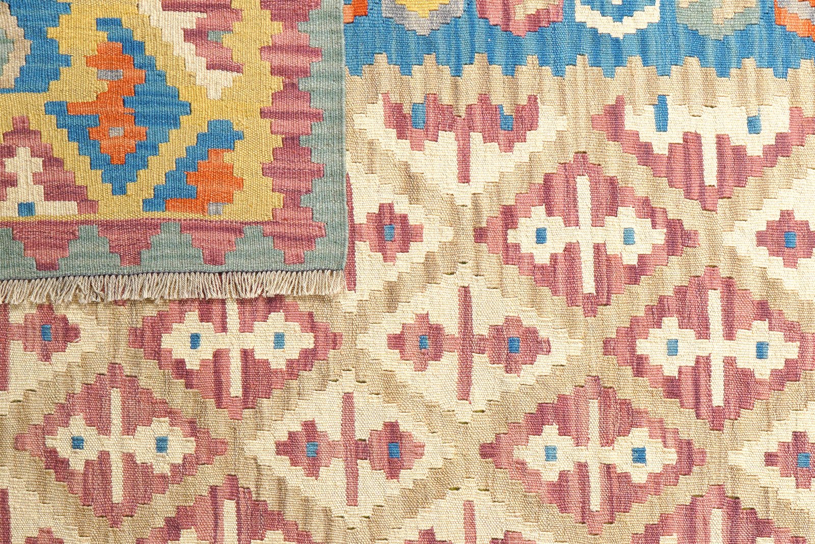 Kelim Gashgai — Handmade, 182x242 cm, Beige, 100% Virgin Wool | View 6