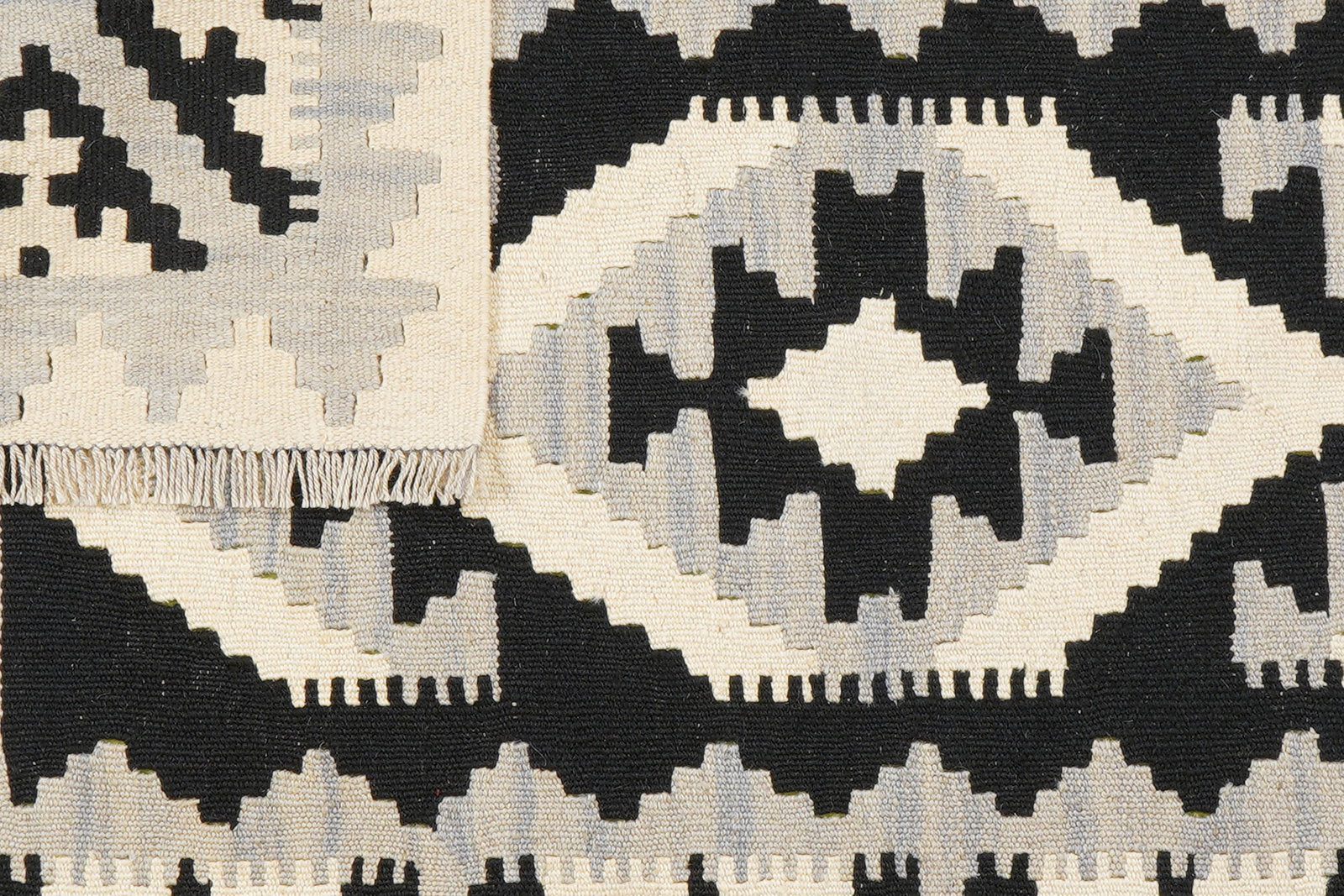 Kelim Gashgai — Handgefertigt, 147x102 cm, Beige, 100% Virgin Wool | View 7