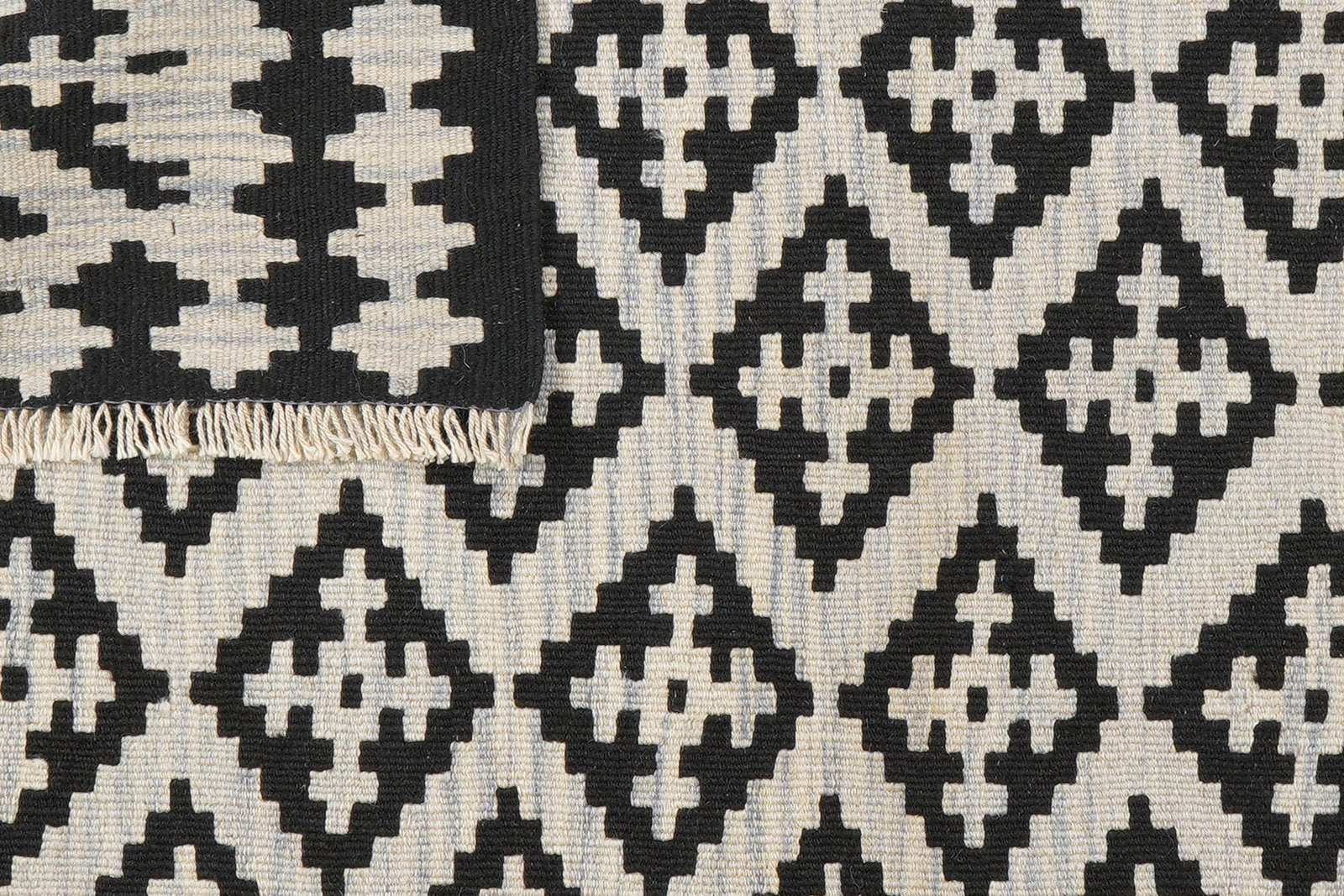 Kelim Gashgai — Handgefertigt, 144x103 cm, Beige, 100% Virgin Wool | View 7