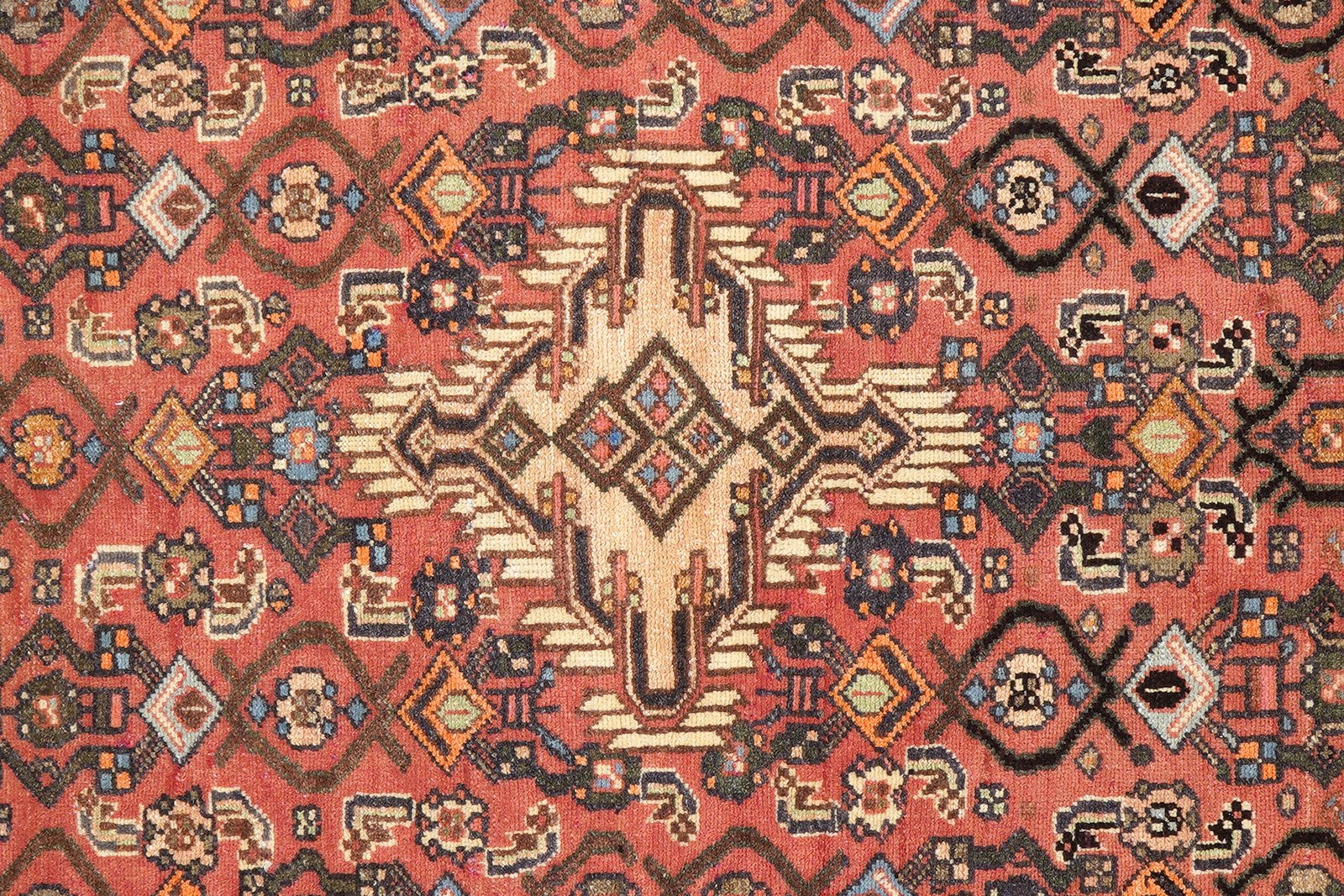 Heritage — Hand-knotted, 126x206 cm, Red, 100% Virgin Wool | View 6