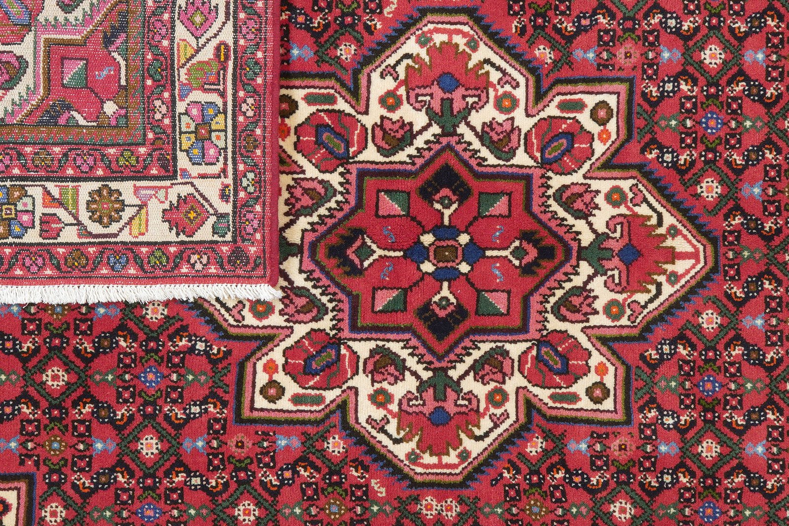 Hosseinabad — Hand-knotted, 153x208 cm, Red, 100% Virgin Wool | View 7