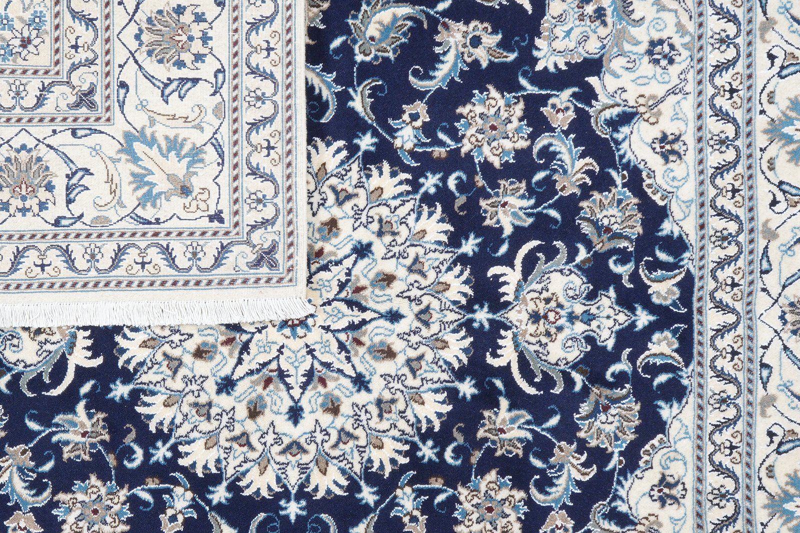Nain 12La — Hand-knotted, 198x194 cm, Blue, 100% Virgin Wool | View 7