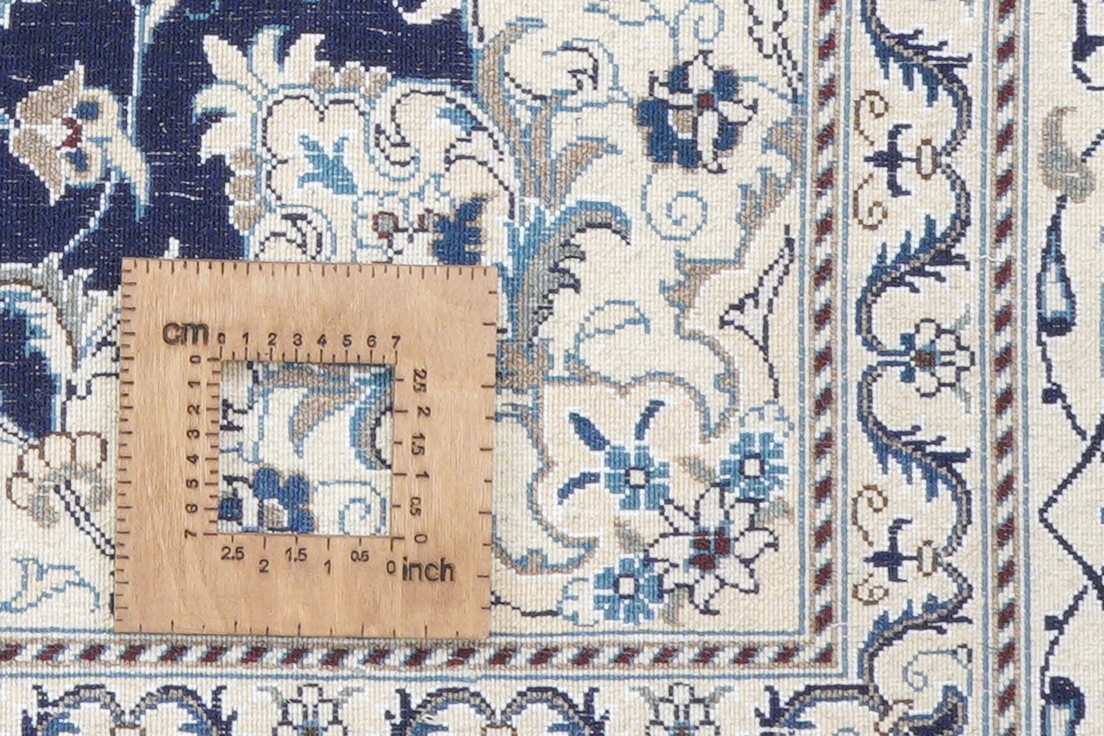 Nain 12La — Hand-knotted, 198x194 cm, Blue, 100% Virgin Wool | View 8