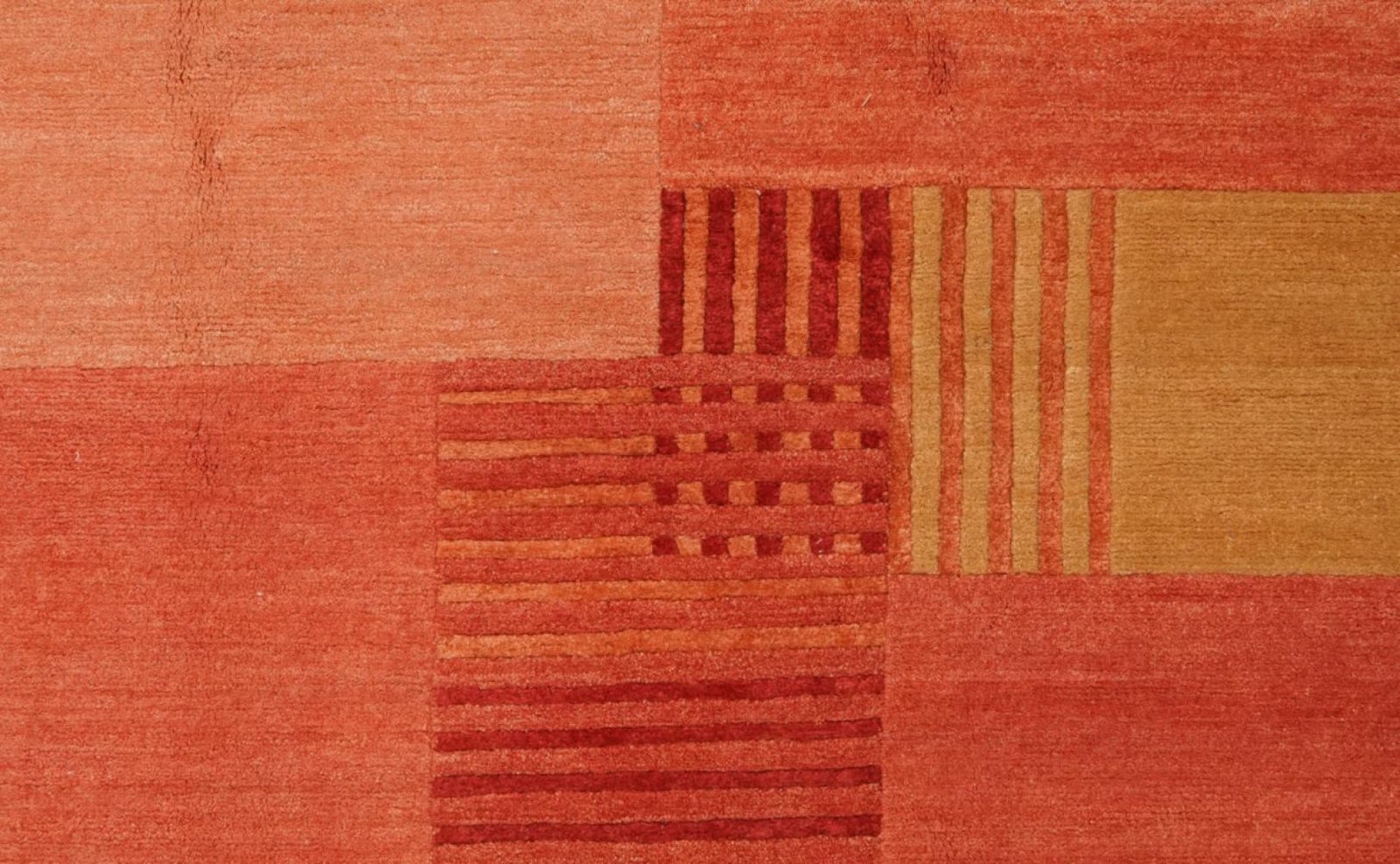 Nepal Bina — Hand-knotted, 199x252 cm, Red, 100% Virgin Wool | View 4