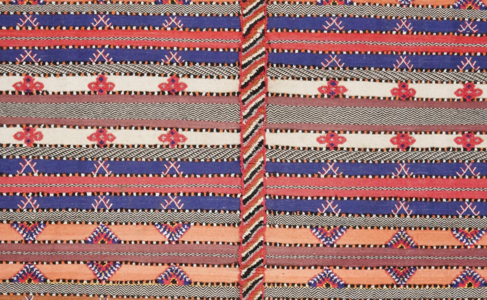 Marokko — Hand-knotted, 220x325 cm, Multicolor, 100% Virgin Wool | View 4