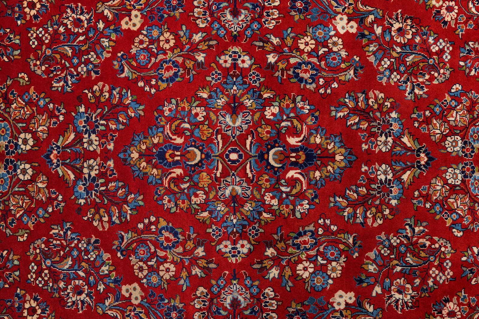 Sarough — Hand-knotted, 204x294 cm, Red, 100% Virgin Wool | View 6