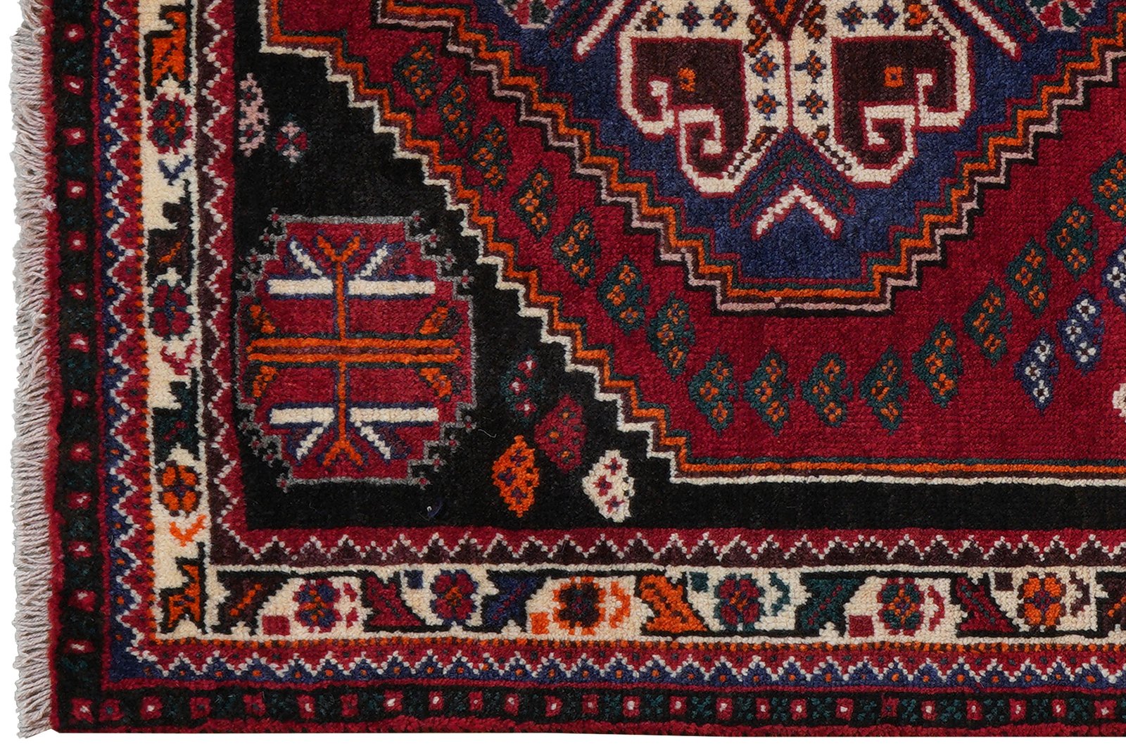 Gashgai — Hand-knotted, 104x153 cm, Red, 100% Virgin Wool | View 3