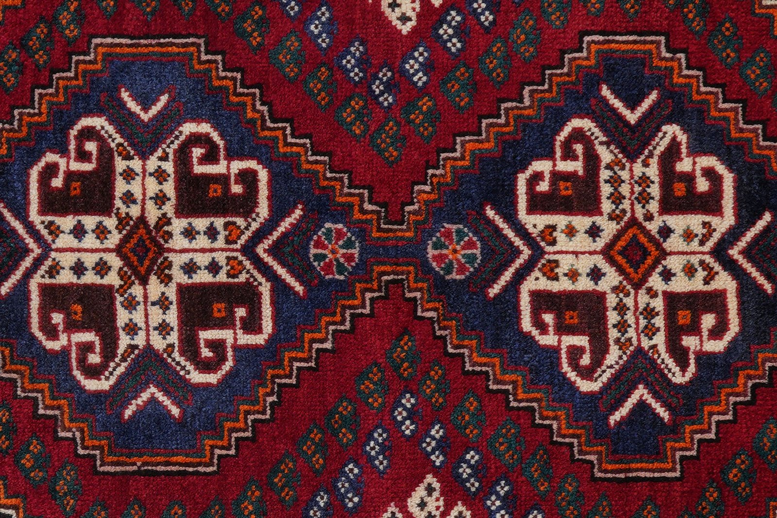 Gashgai — Hand-knotted, 104x153 cm, Red, 100% Virgin Wool | View 6