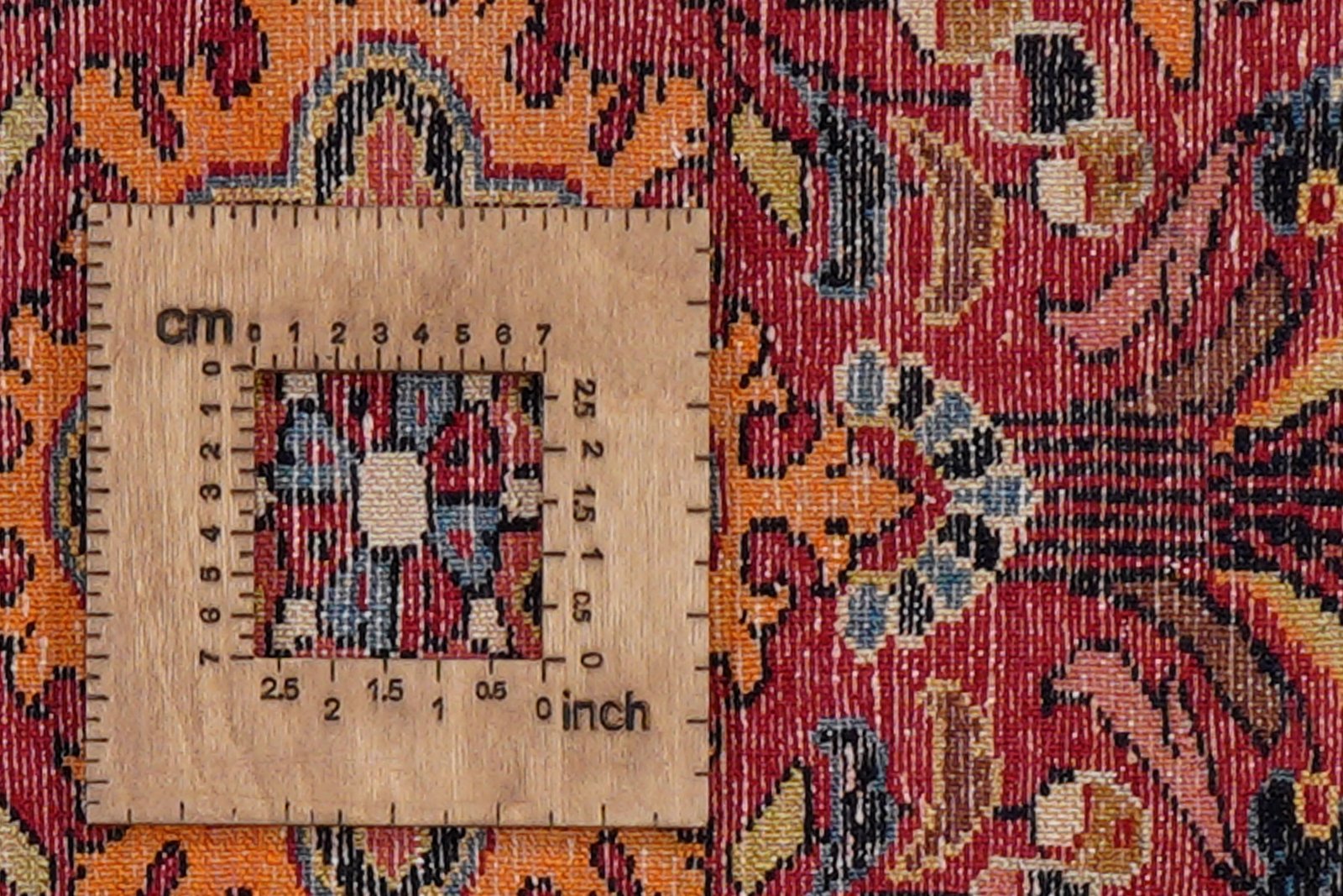 Lilian — Hand-knotted, 109x158 cm, Red, 100% Virgin Wool | View 8